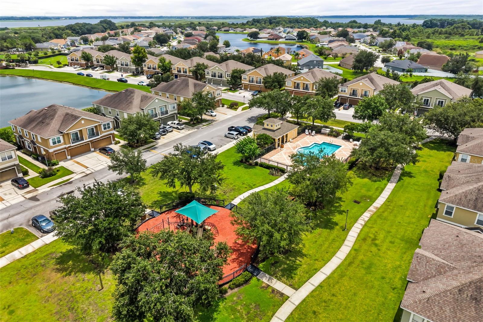 VILLAS AT ESTANCIA; A CONDO - Residential