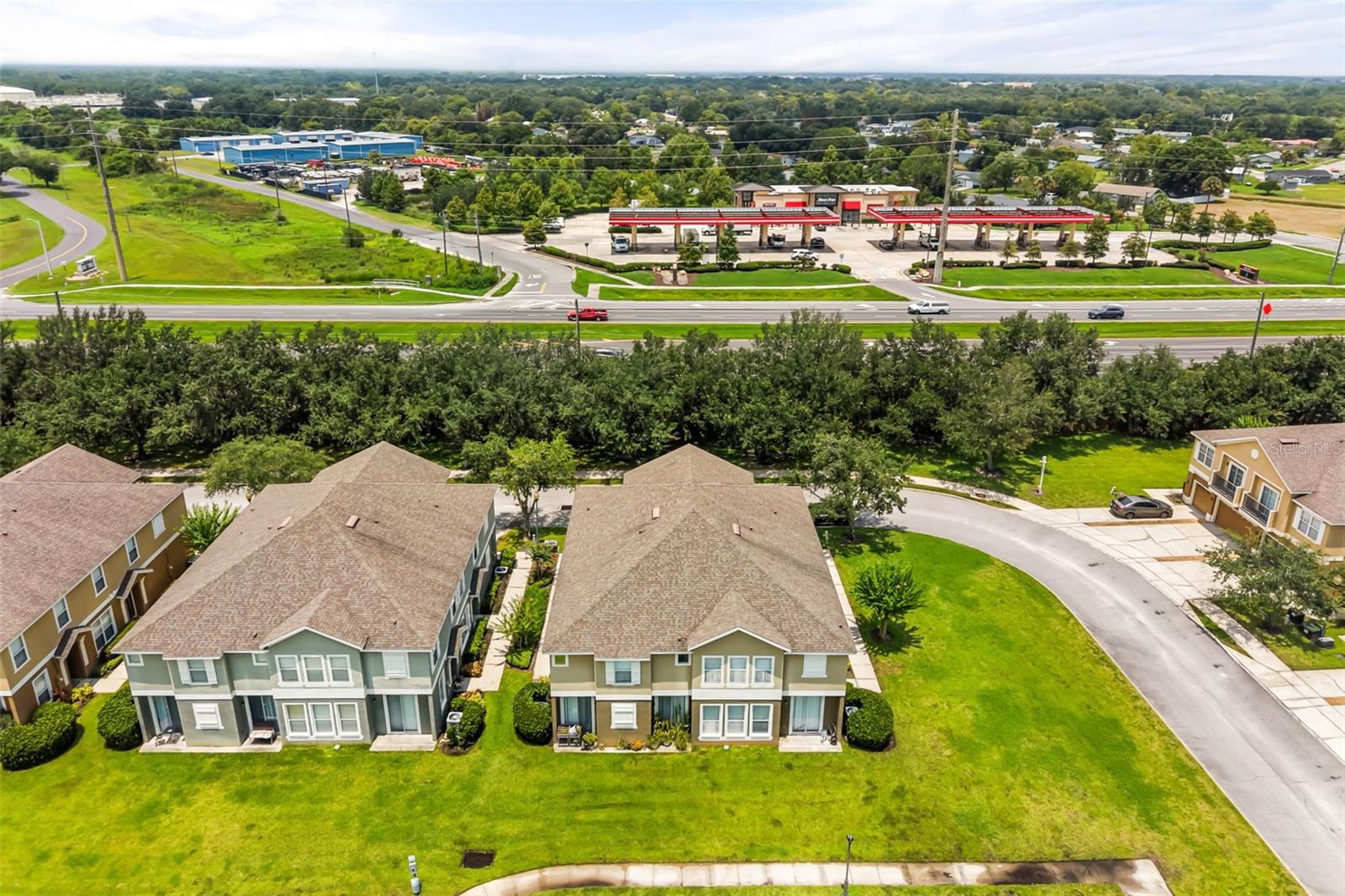 VILLAS AT ESTANCIA; A CONDO - Residential