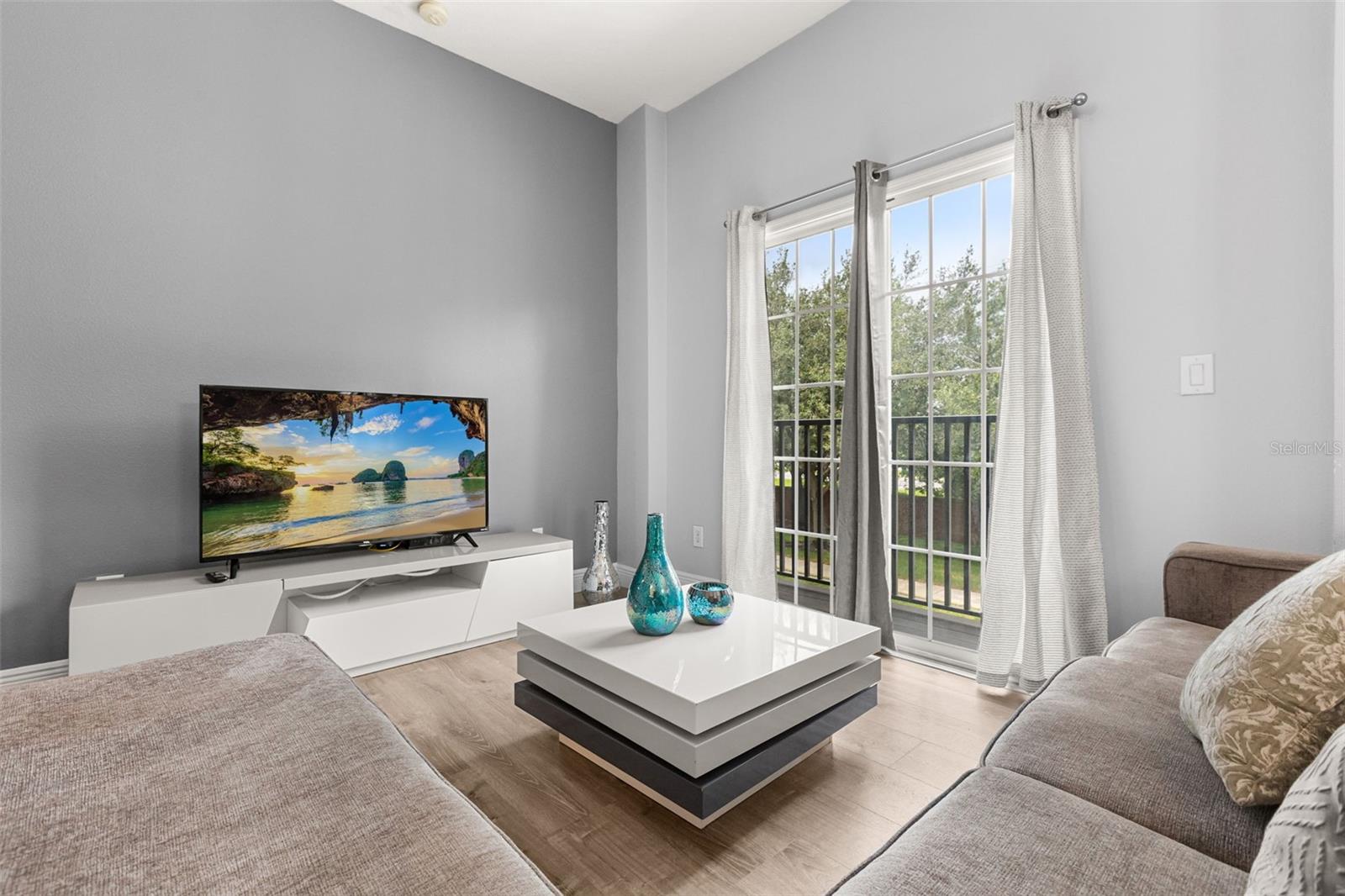 VILLAS AT ESTANCIA; A CONDO - Residential