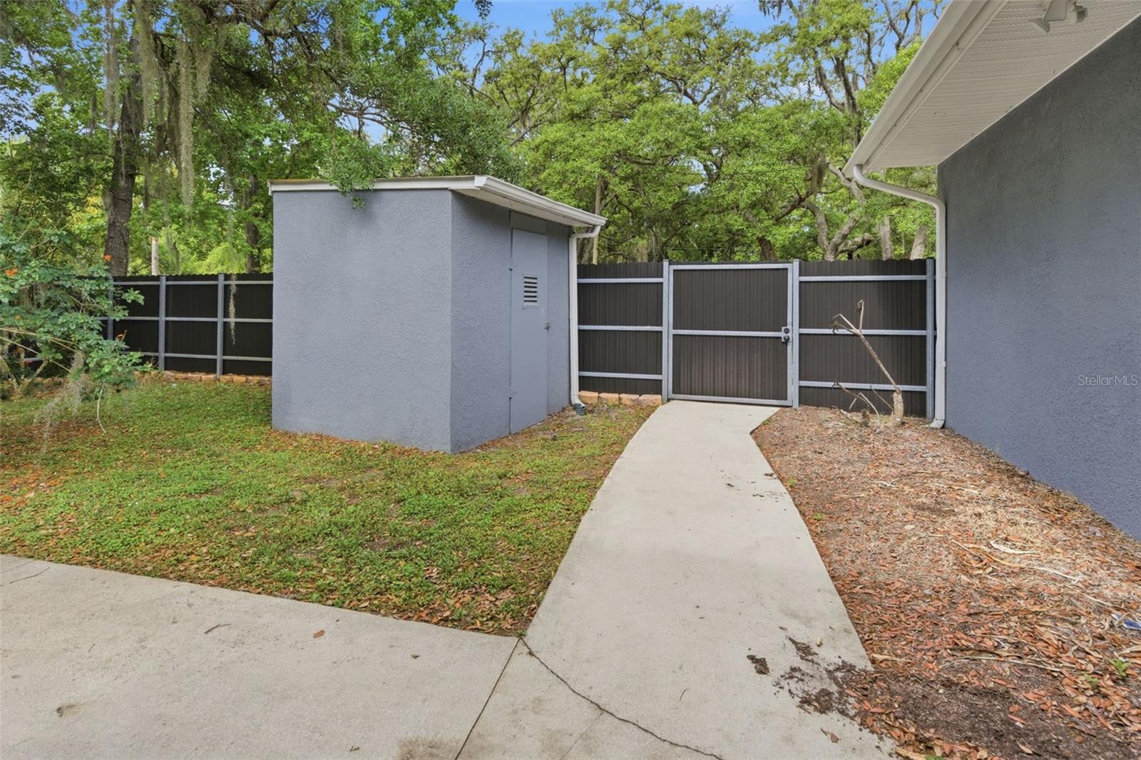 ACREAGE & UNREC - Residential