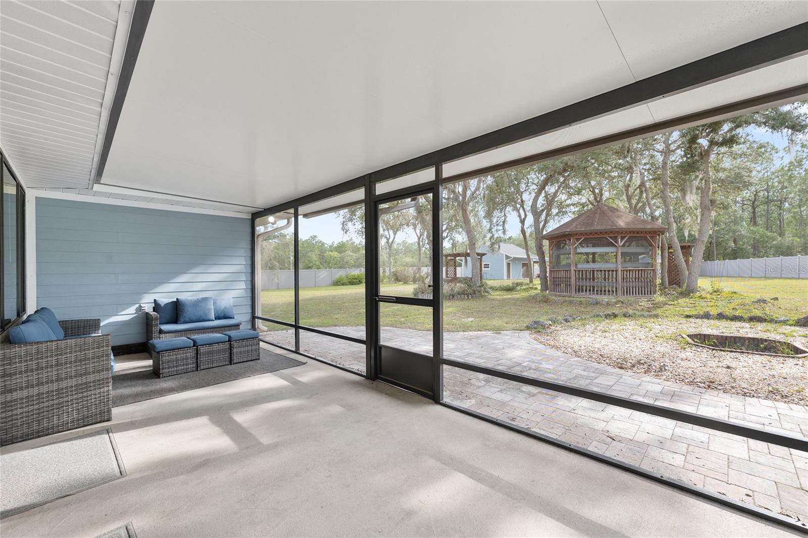 ROLLING HILLS UN 04 - Residential
