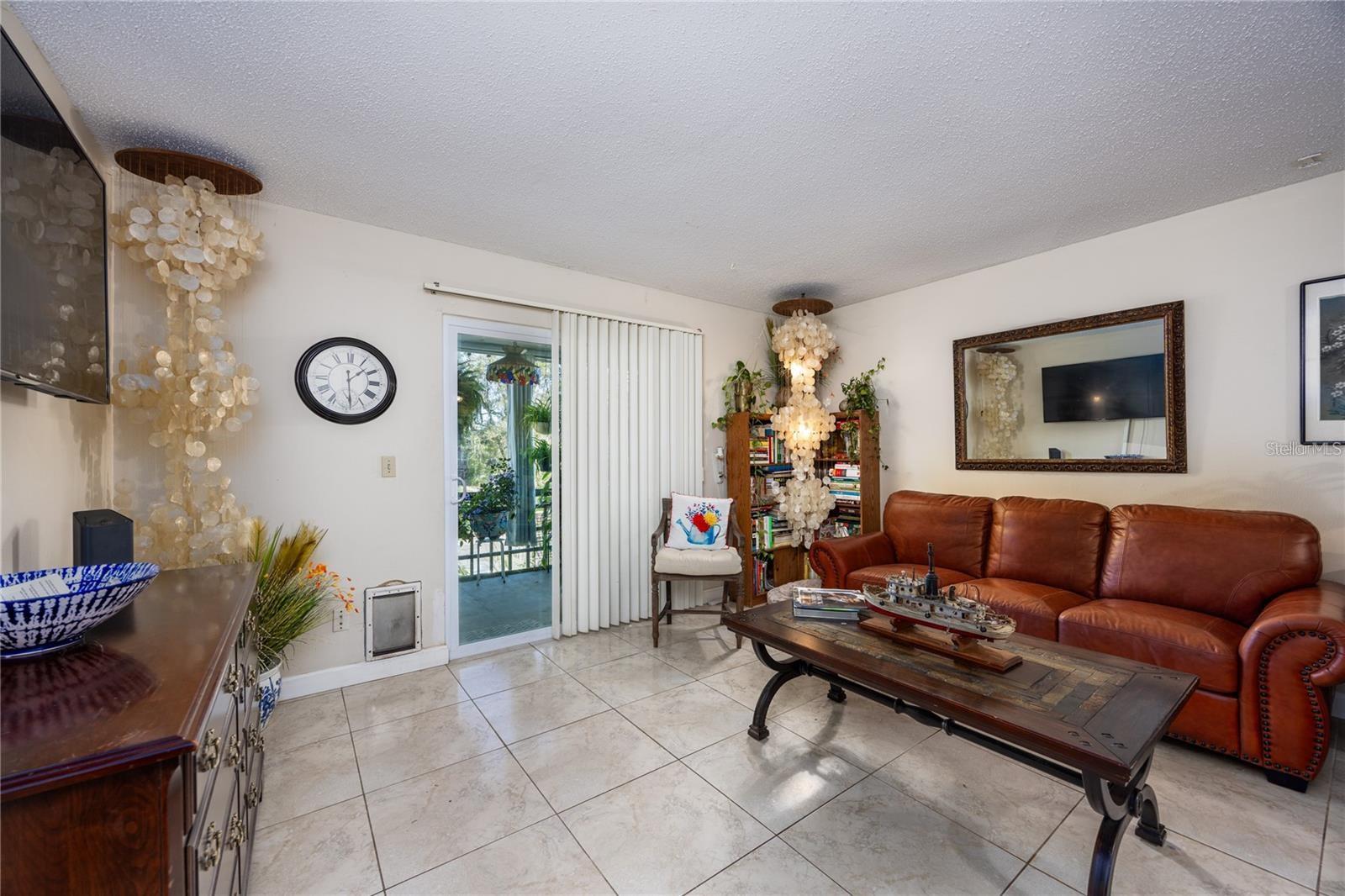 THE OAKS - Residential
