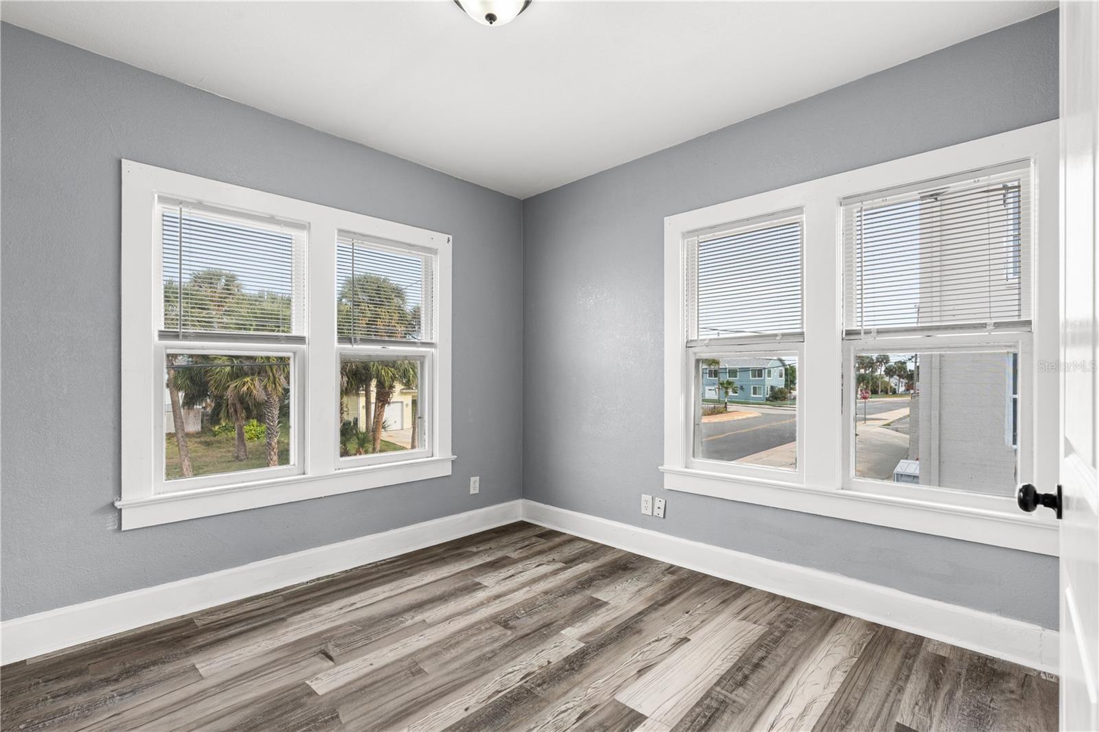 MARSHALL PARK DAYTONA BEACH - Residential Income