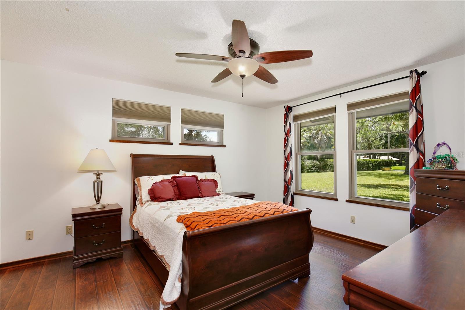 FOXSPUR - Residential