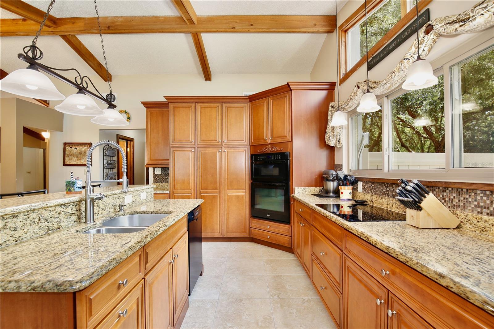 FOXSPUR - Residential