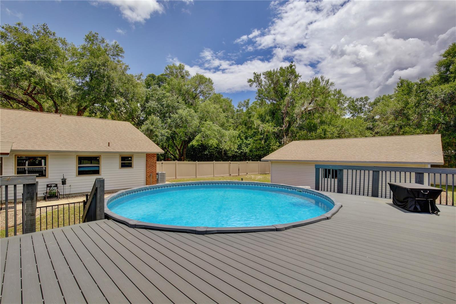 FOXSPUR - Residential