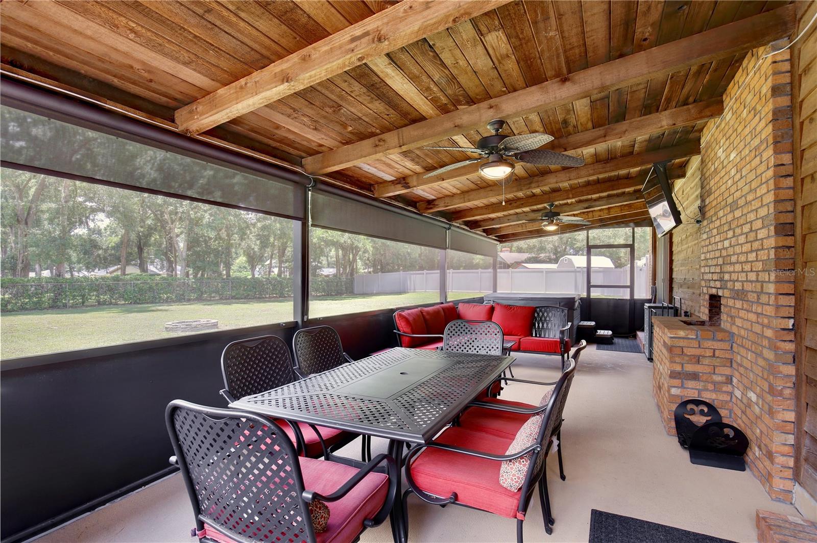FOXSPUR - Residential