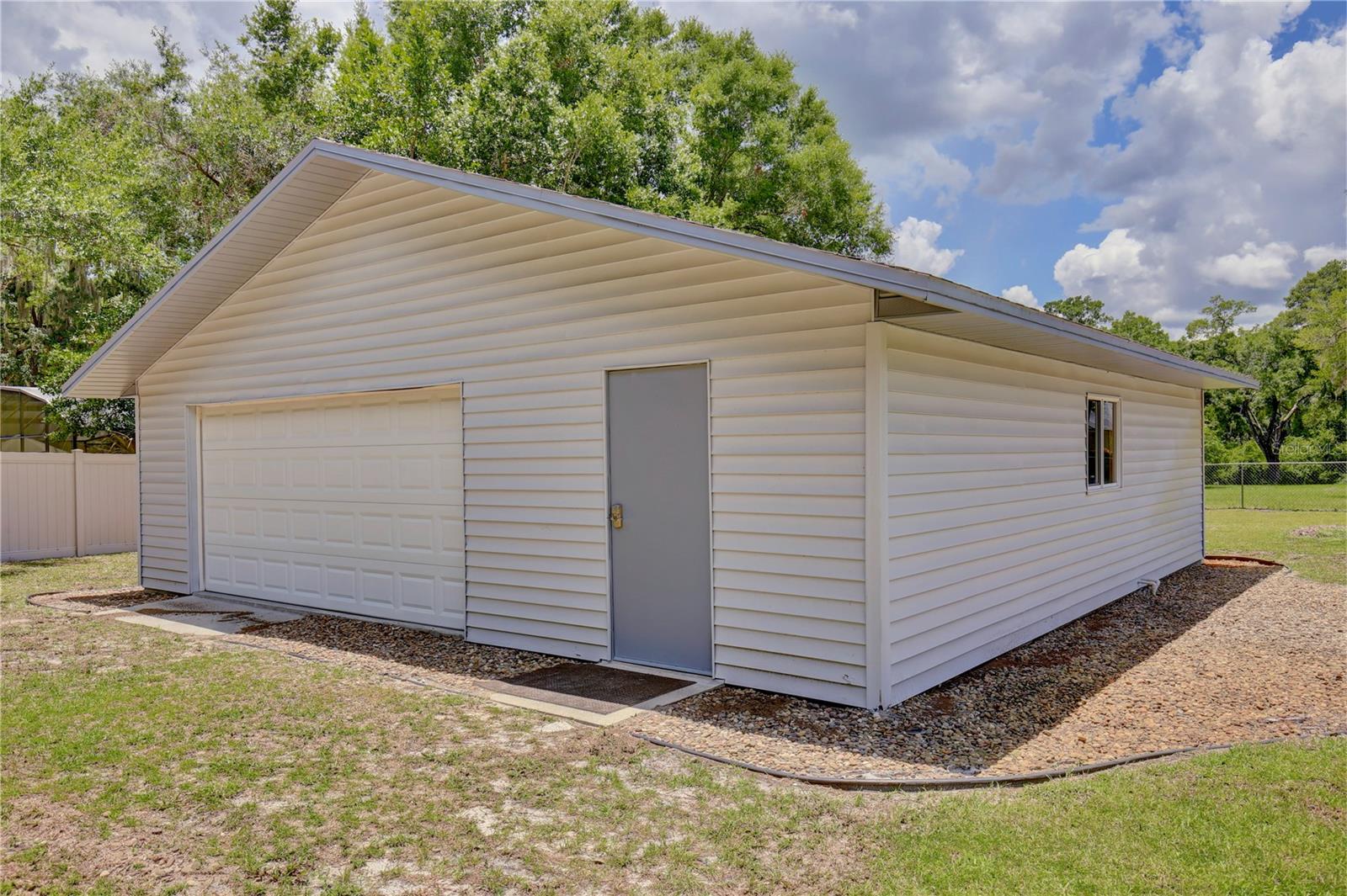 FOXSPUR - Residential
