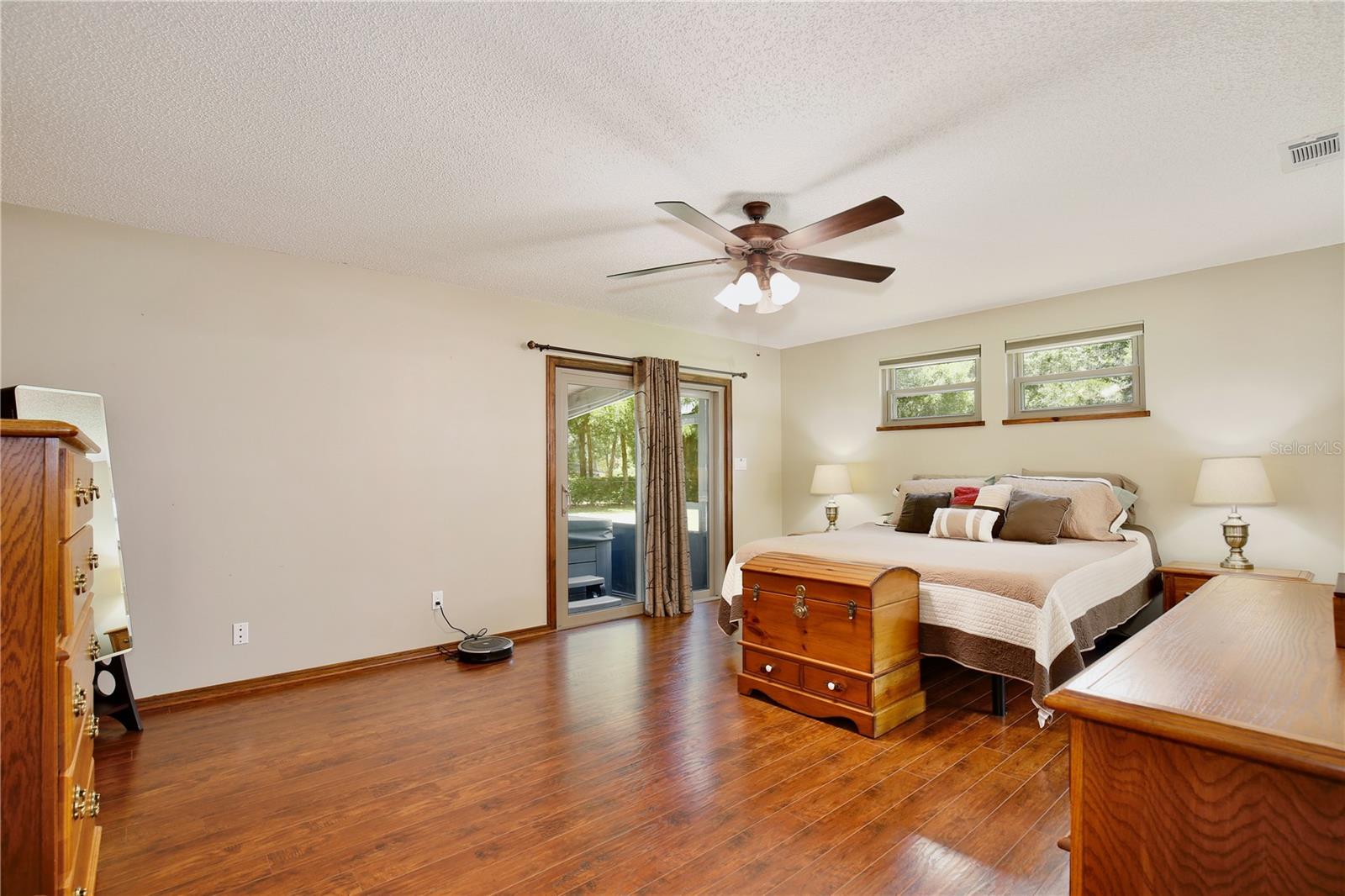 FOXSPUR - Residential