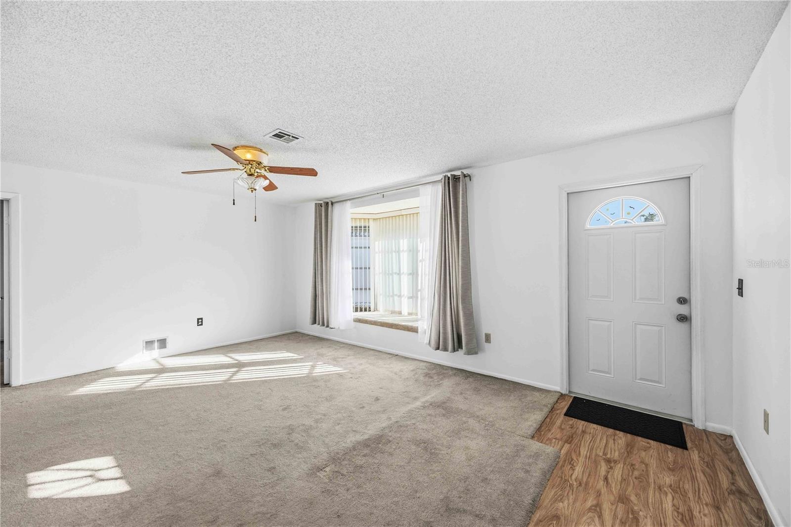 CIRCLE WOODS OF VENICE 1 - Residential