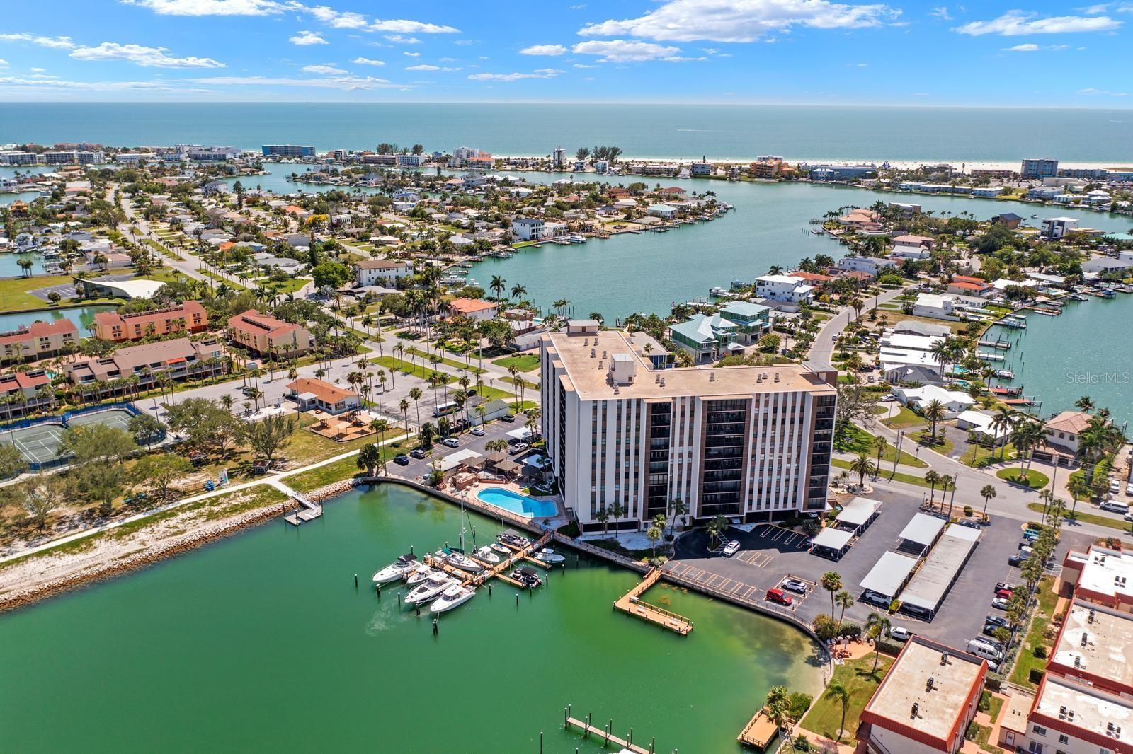 PARADISE ISLAND TOWERS CONDO - Residential
