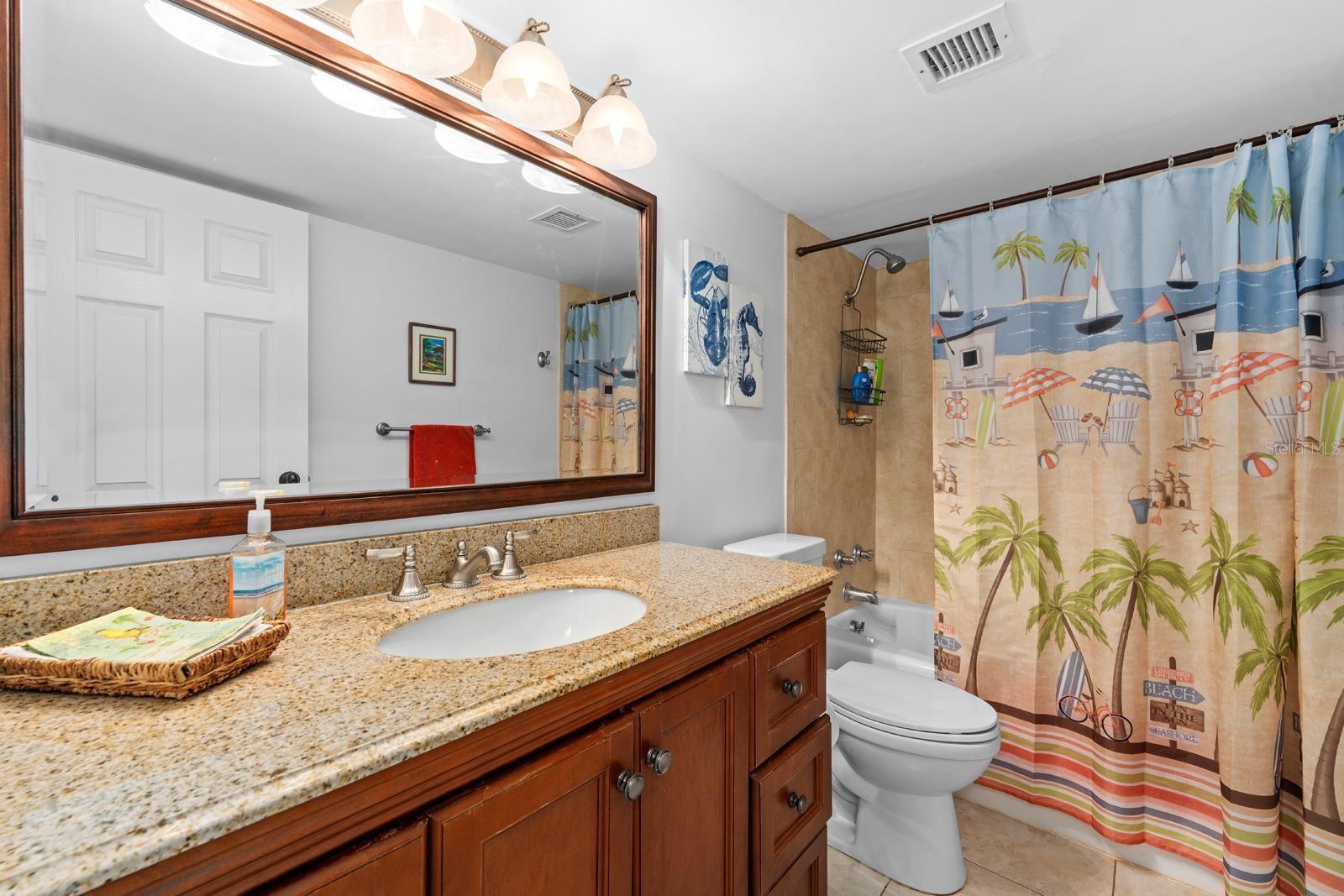 PARADISE ISLAND TOWERS CONDO - Residential