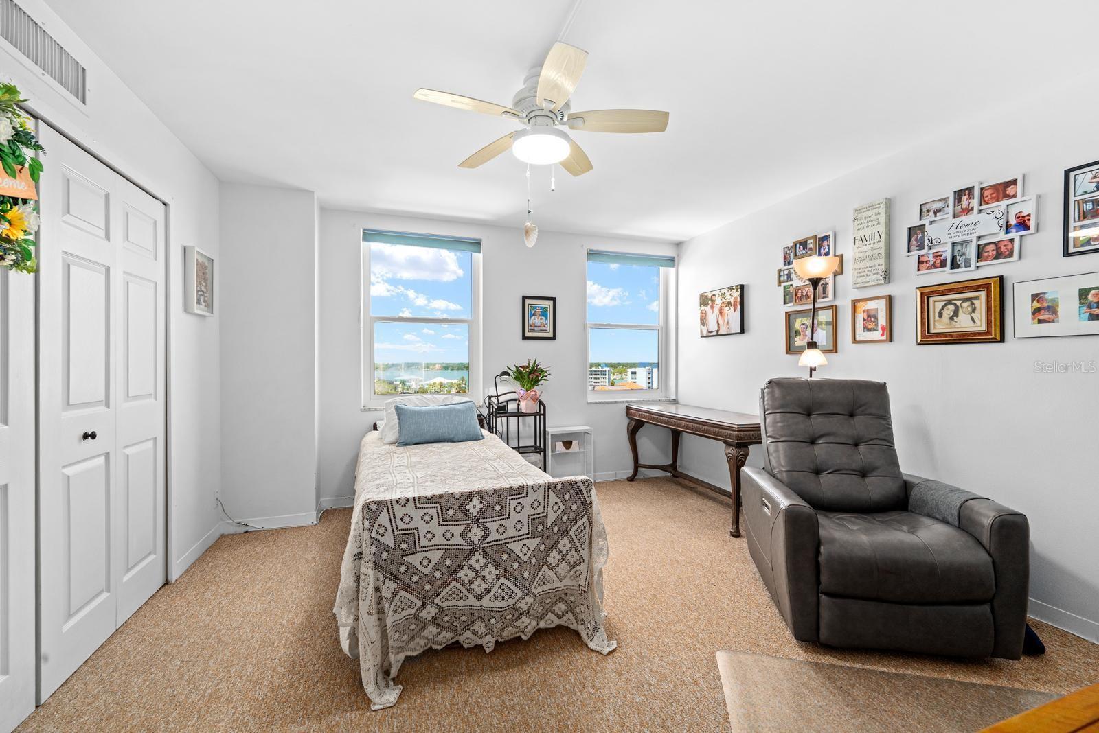 PARADISE ISLAND TOWERS CONDO - Residential