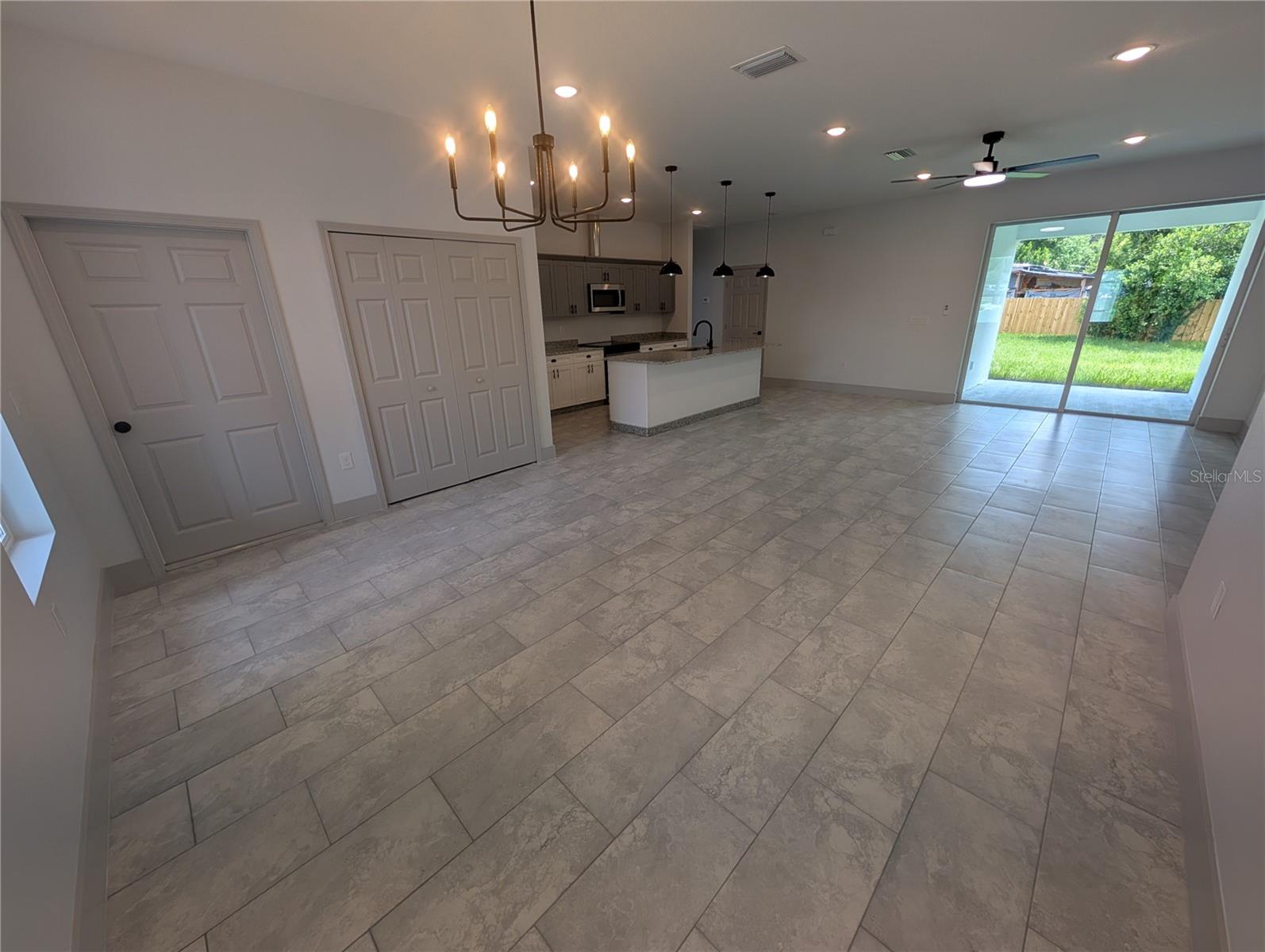 SUNSET TERRACE - Residential