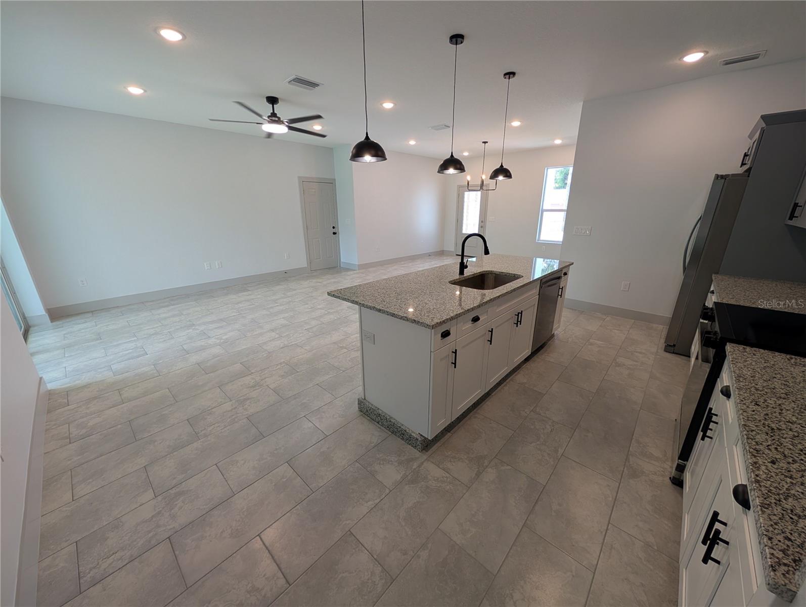 SUNSET TERRACE - Residential