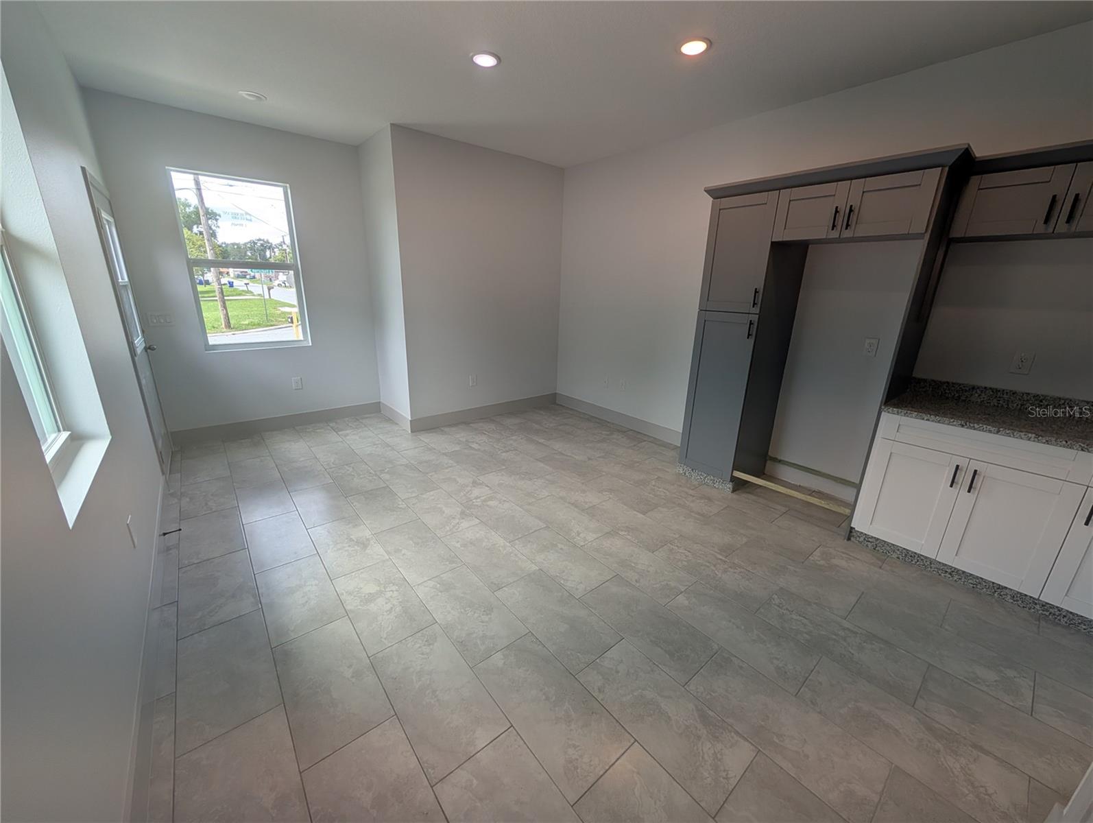 SUNSET TERRACE - Residential