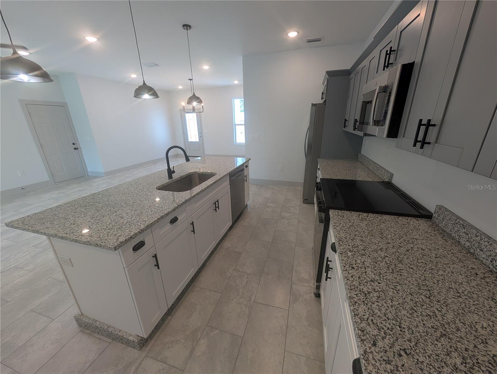 SUNSET TERRACE - Residential