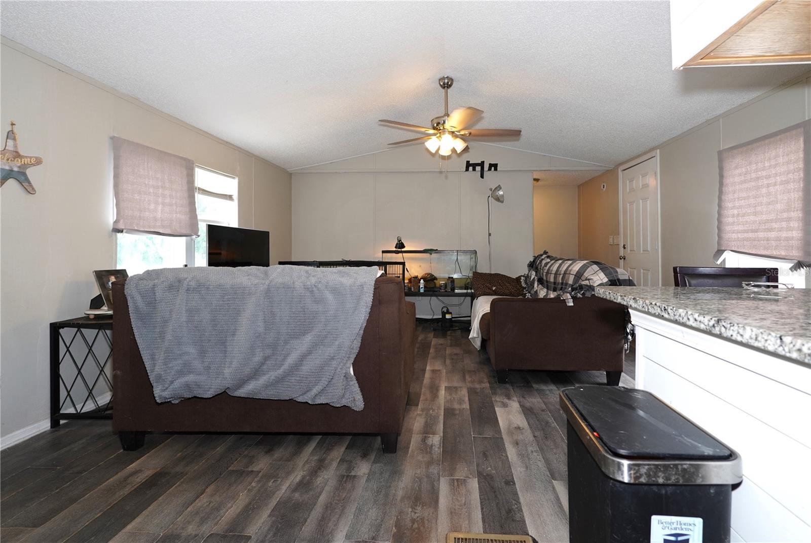LITTLE LAKE WEIR - Residential