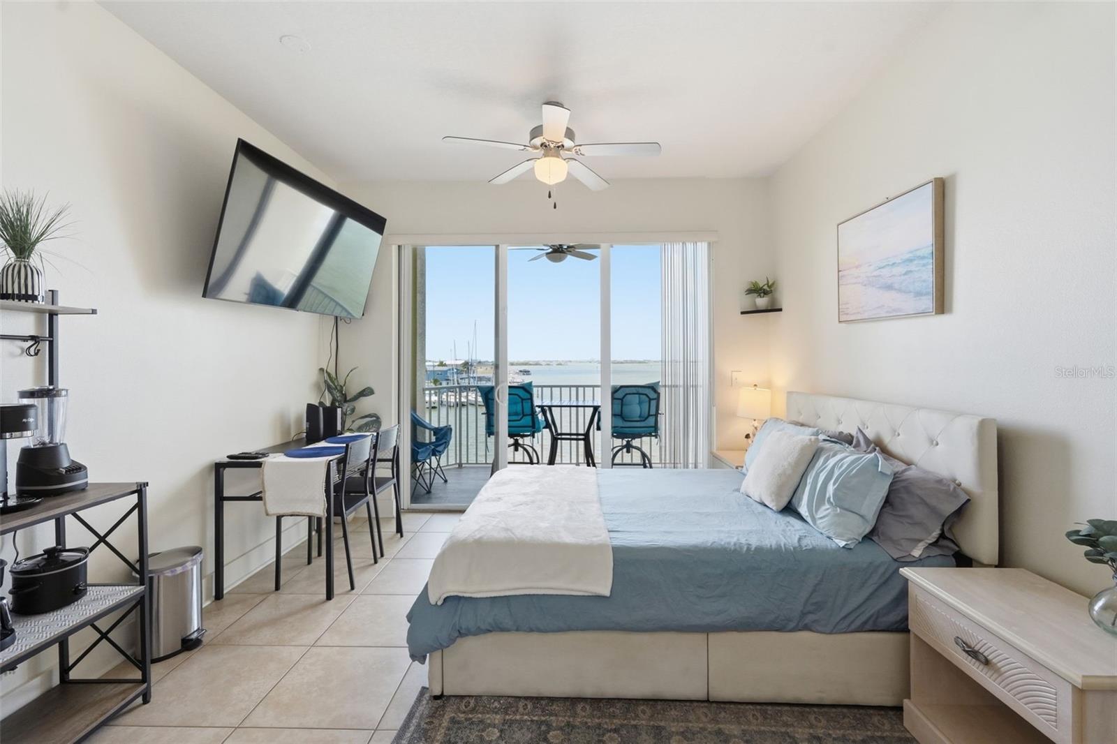 BOCA CIEGA RESORT & MARINA CONDO - Residential