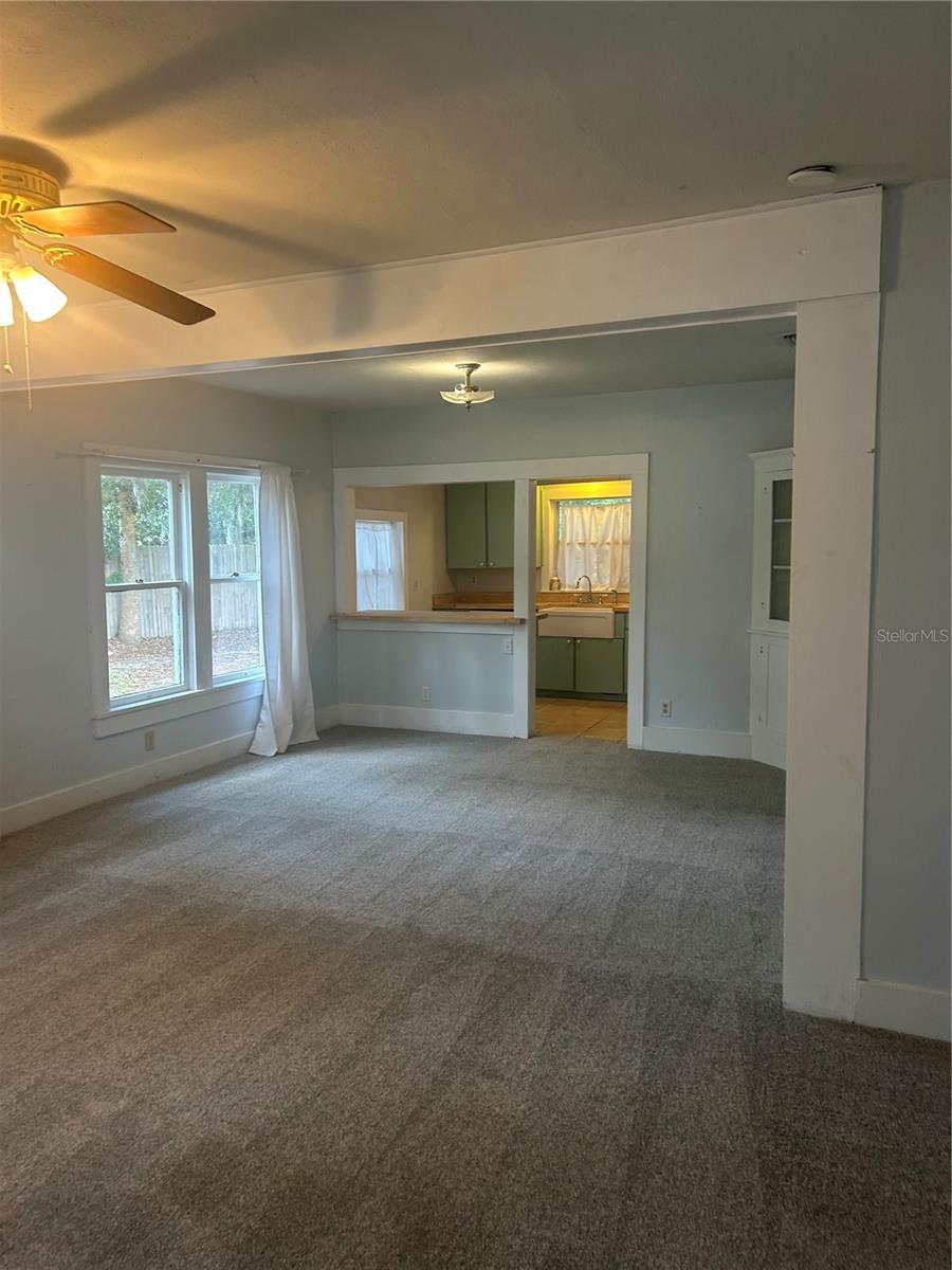 D F GORHAMS SUB - Residential Lease