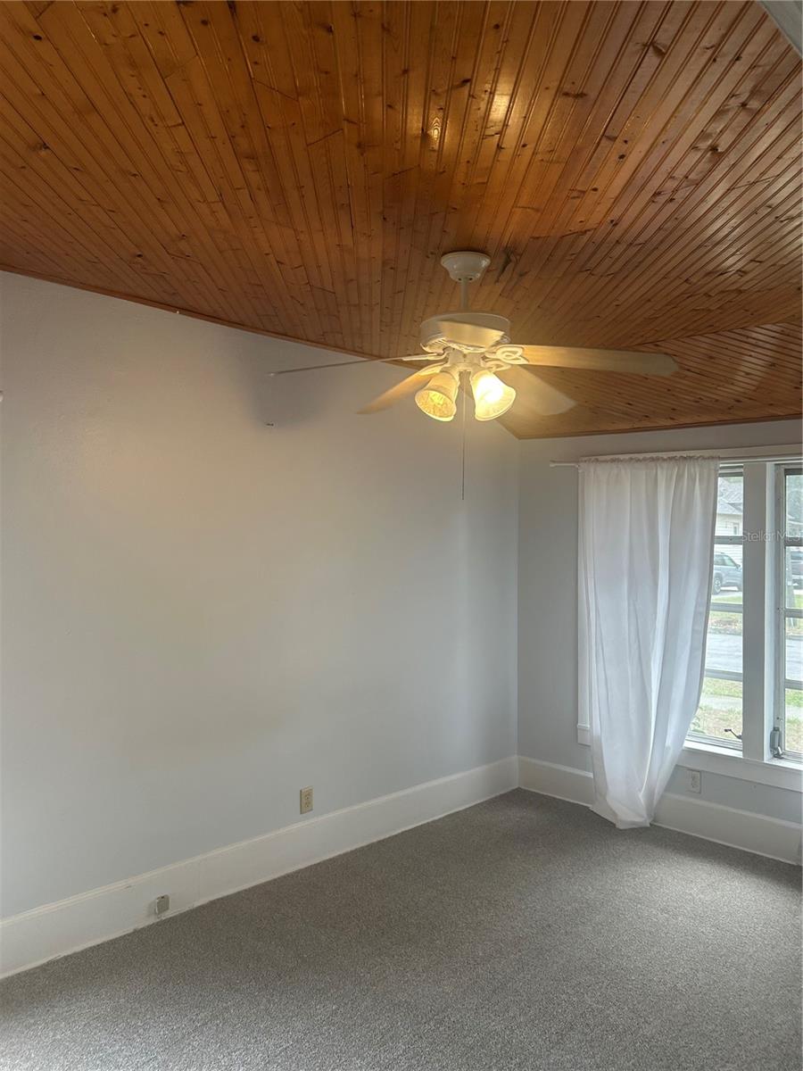D F GORHAMS SUB - Residential Lease