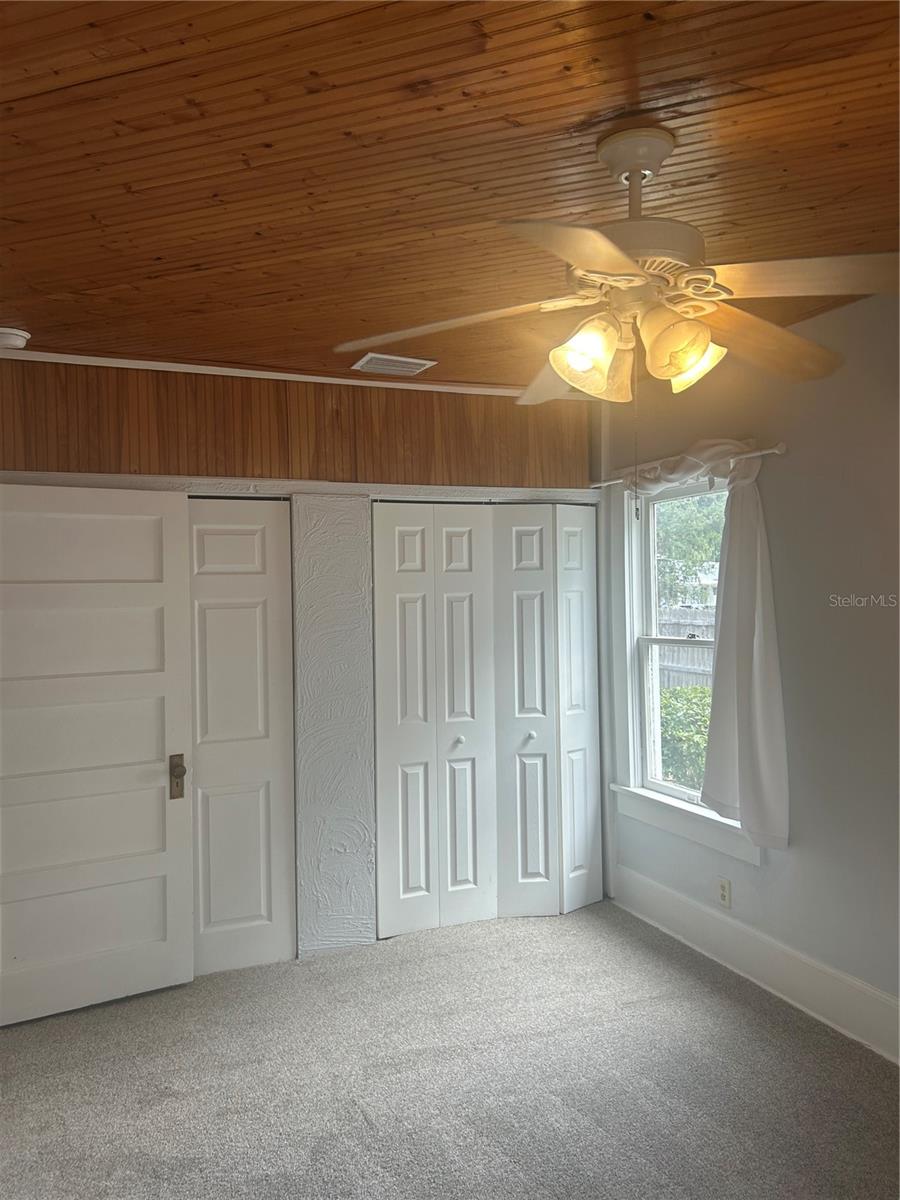D F GORHAMS SUB - Residential Lease