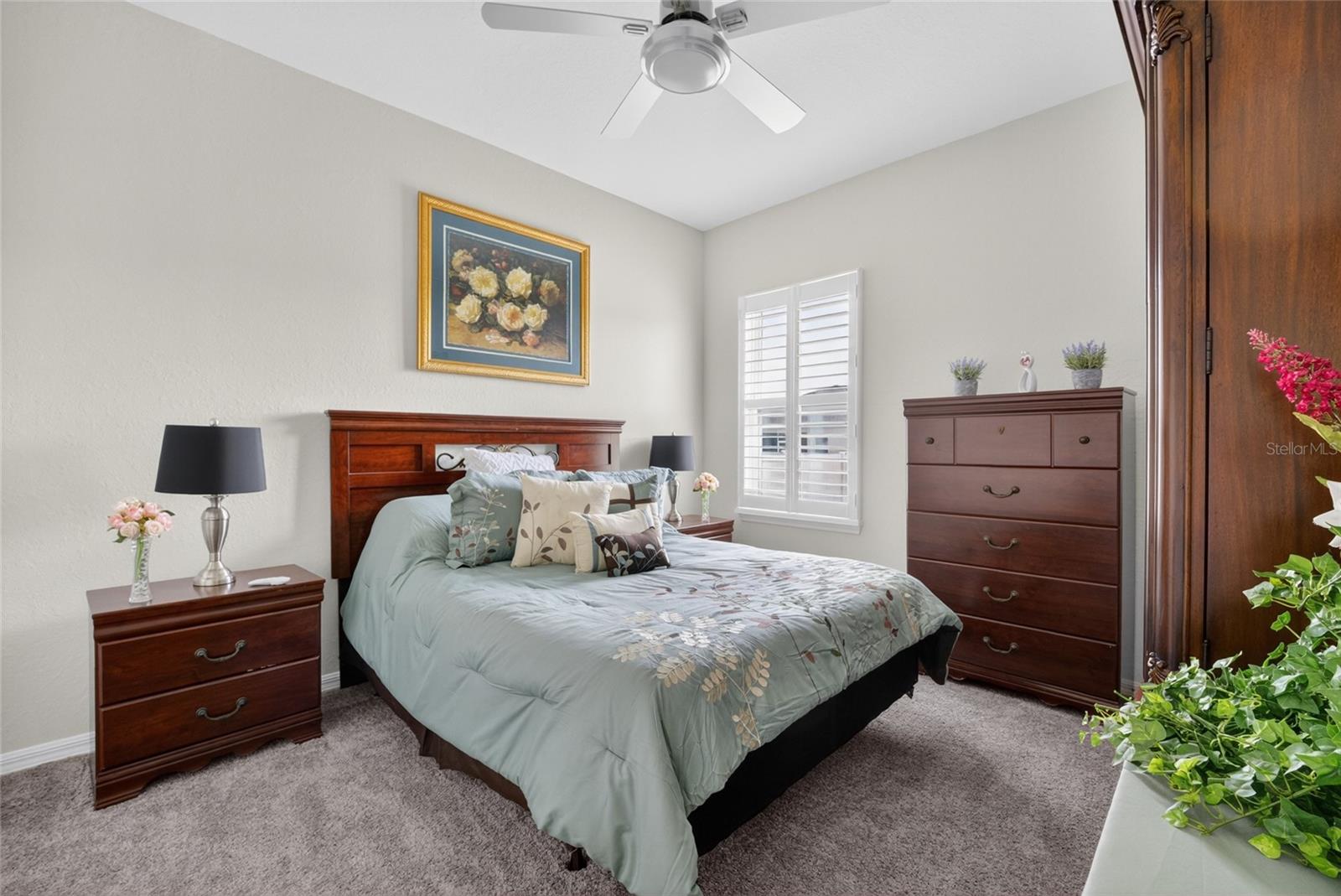SUMMERCREST - Residential