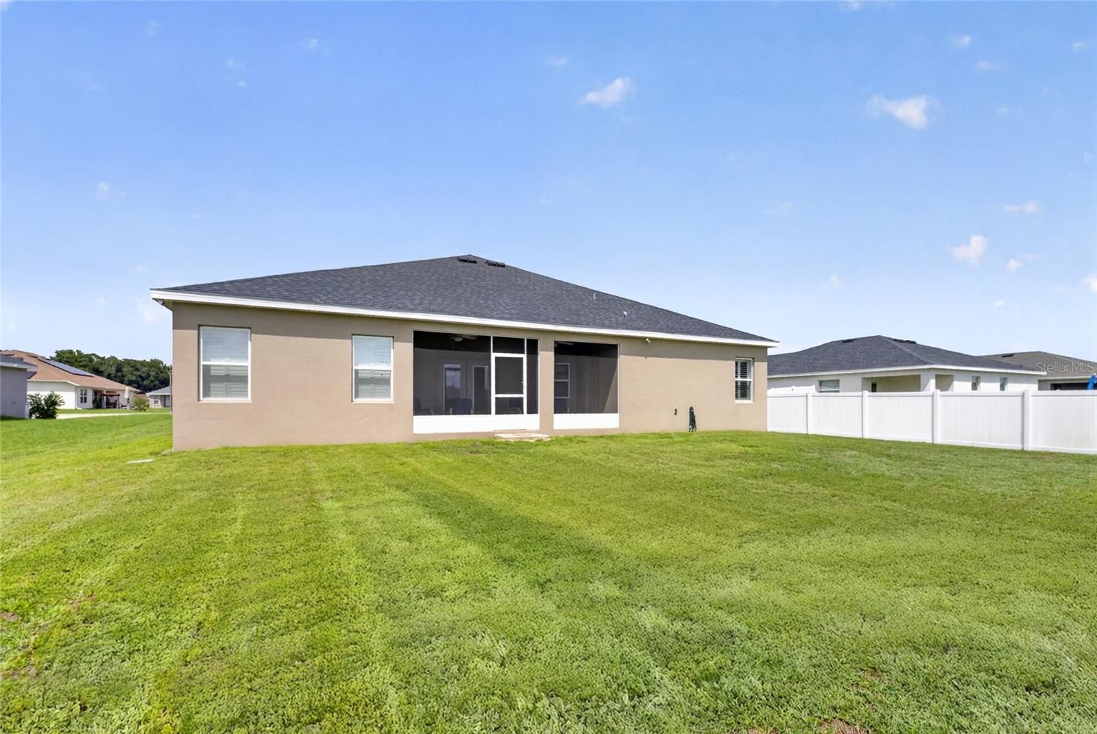 SUMMERCREST - Residential