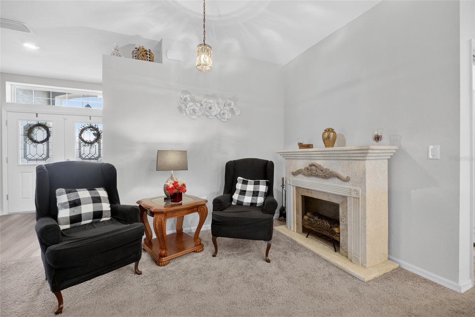 SUMMERCREST - Residential
