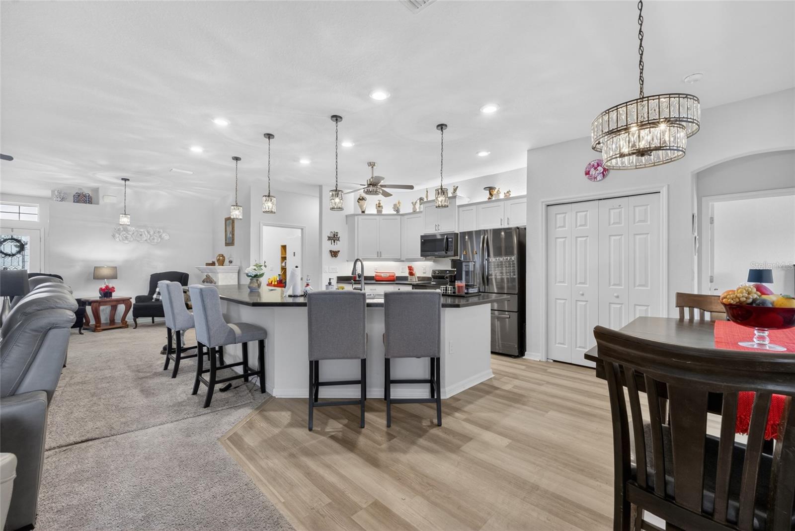 SUMMERCREST - Residential