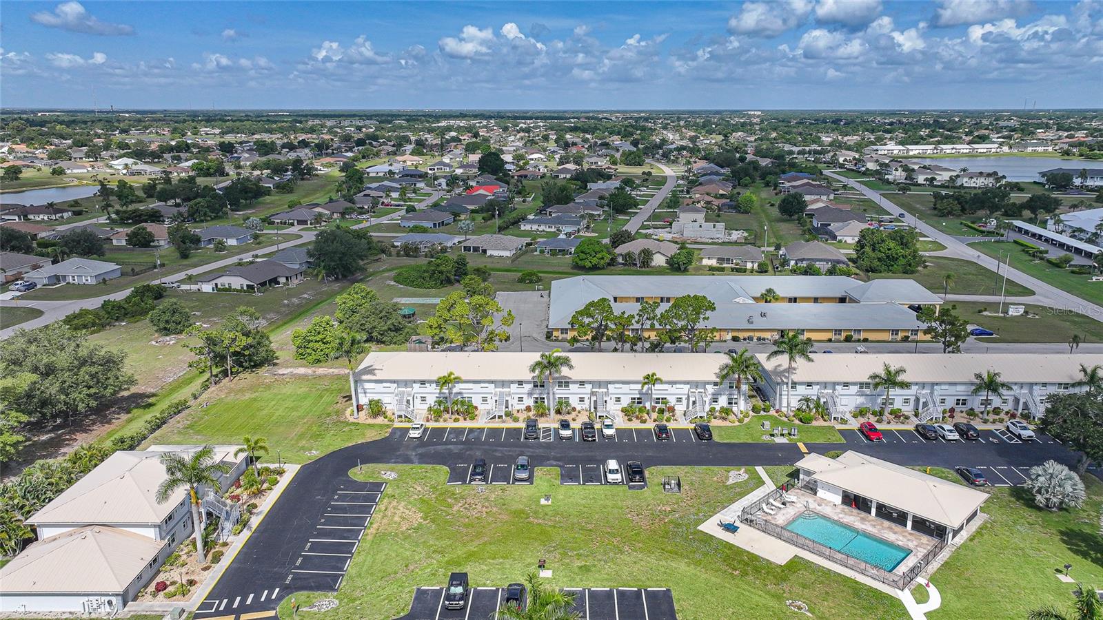 VILLA MANOR PH 04 BLDG D - Residential