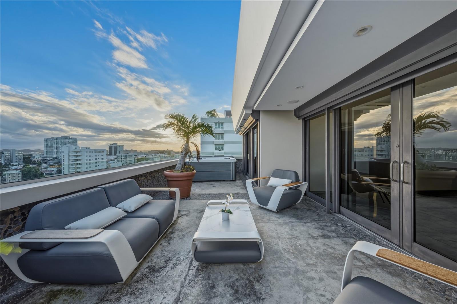 CONDADO - Residential