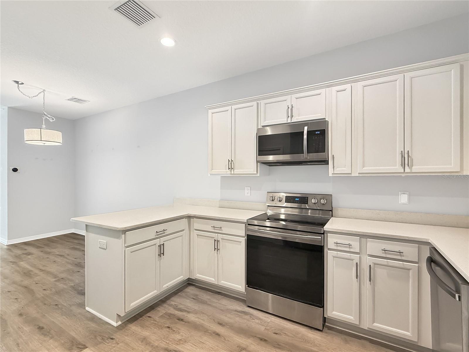 HIGHLAND COMMUNITY VILLAS - Residential