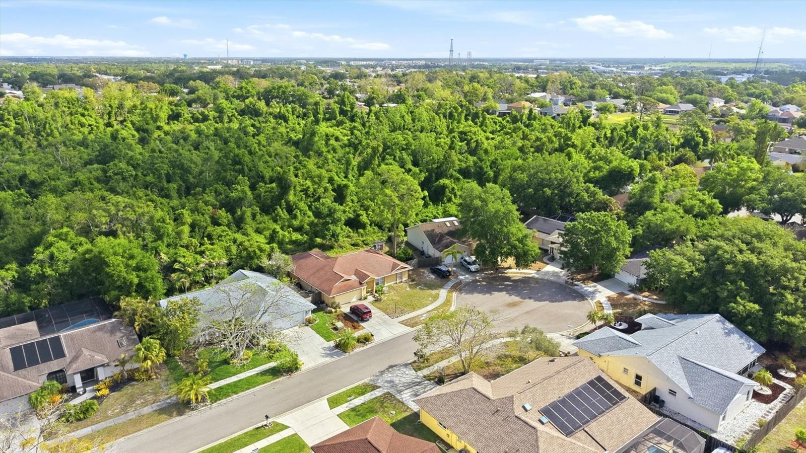 COLONIAL OAKS - Residential