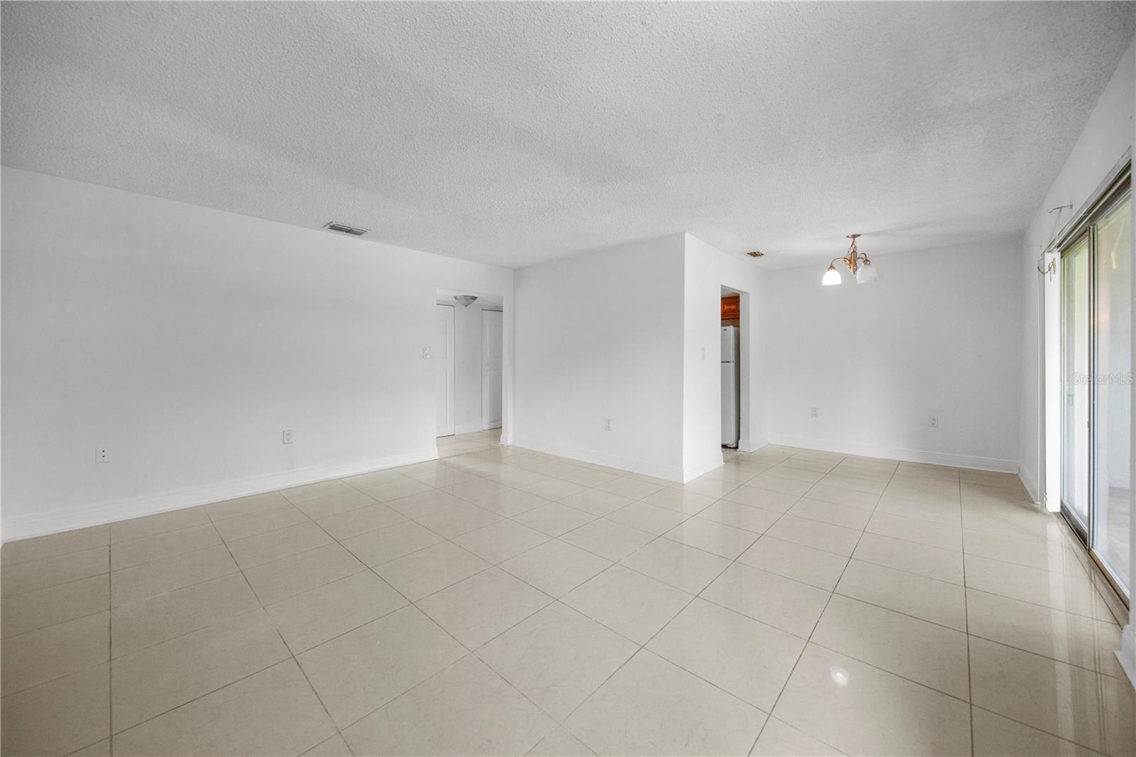 MILLENNIUM PALMS - Residential