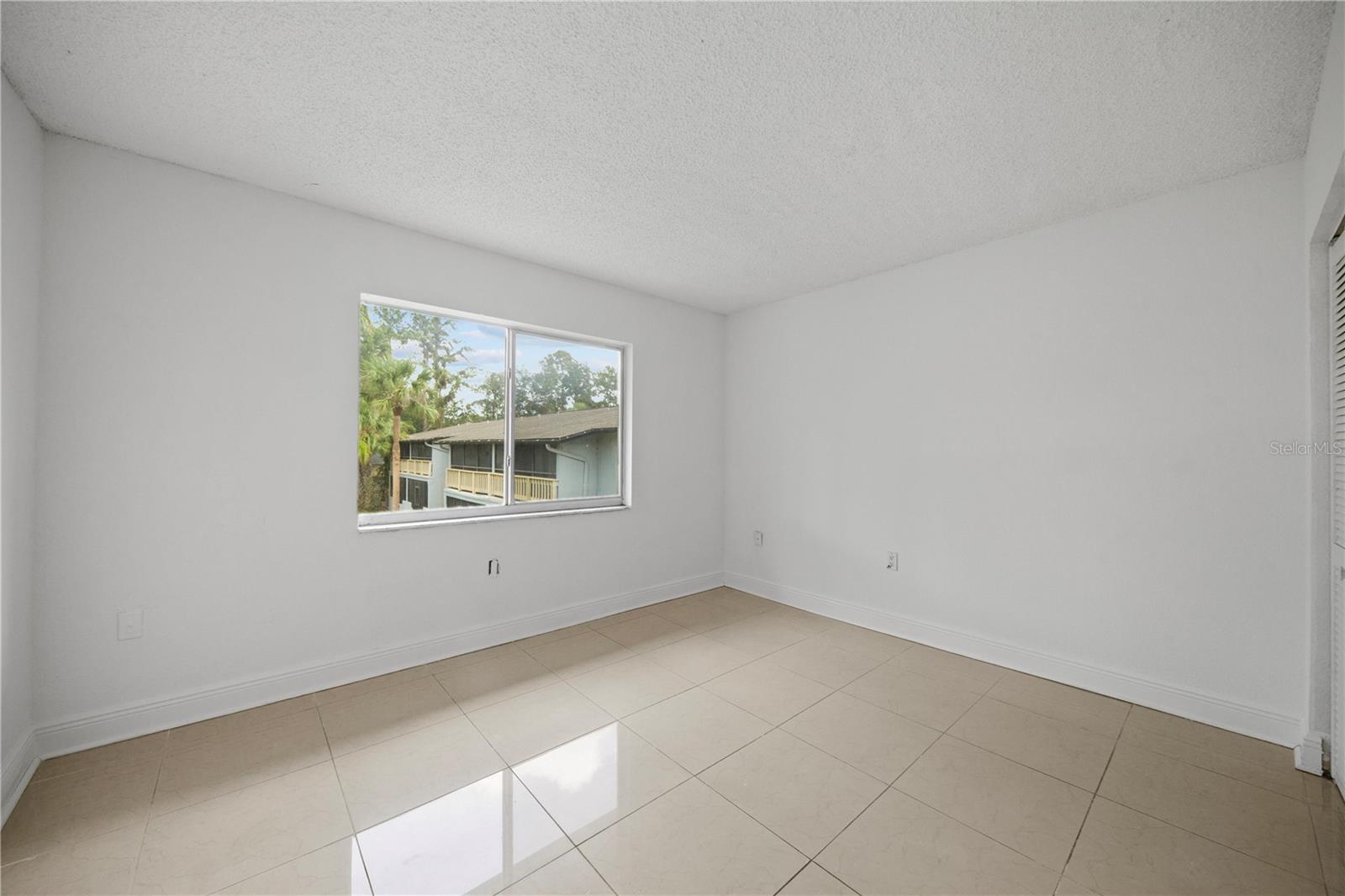 MILLENNIUM PALMS - Residential