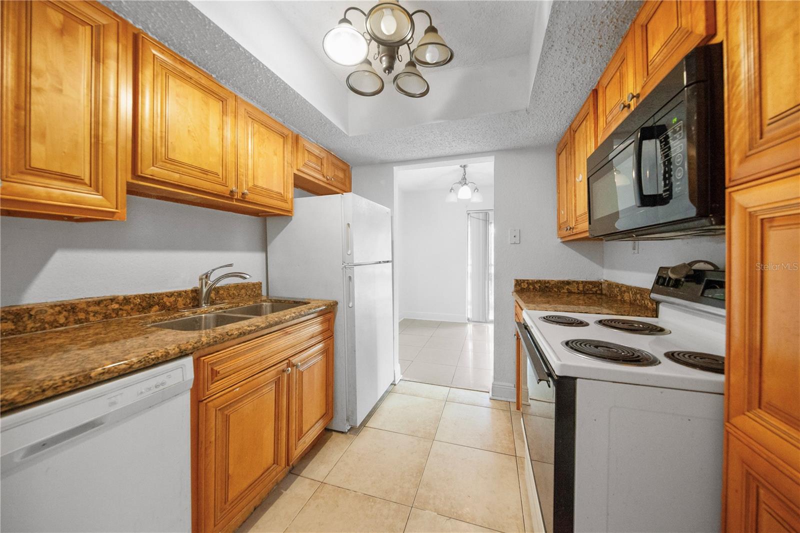 MILLENNIUM PALMS - Residential