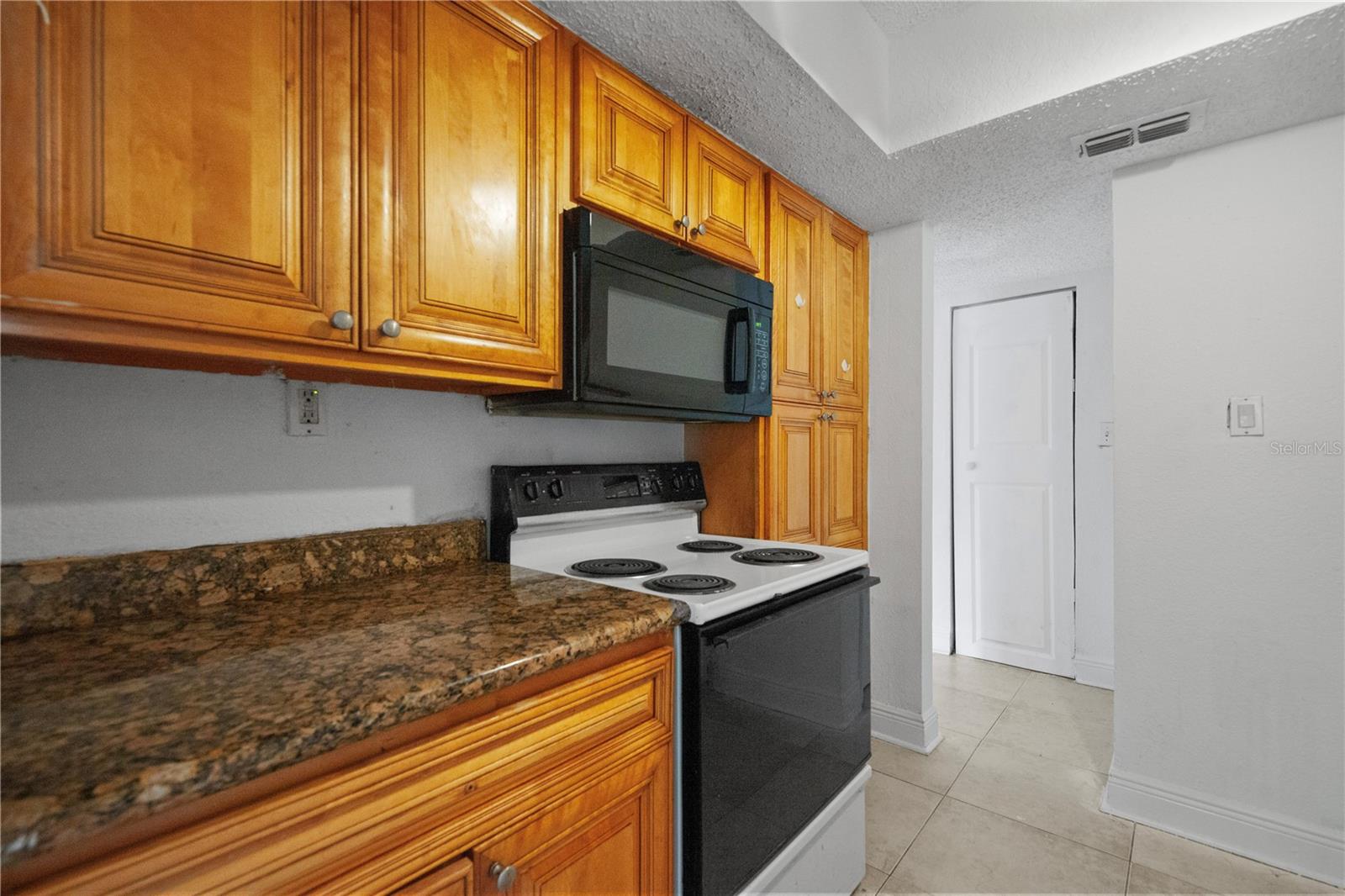 MILLENNIUM PALMS - Residential