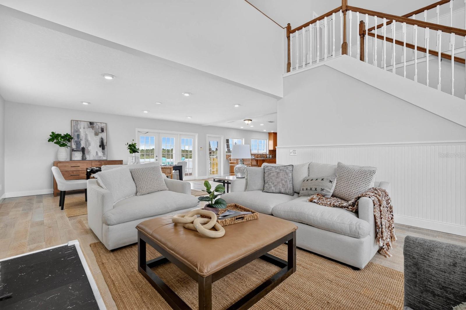 SUMMER ISLAND PH 01 - Residential