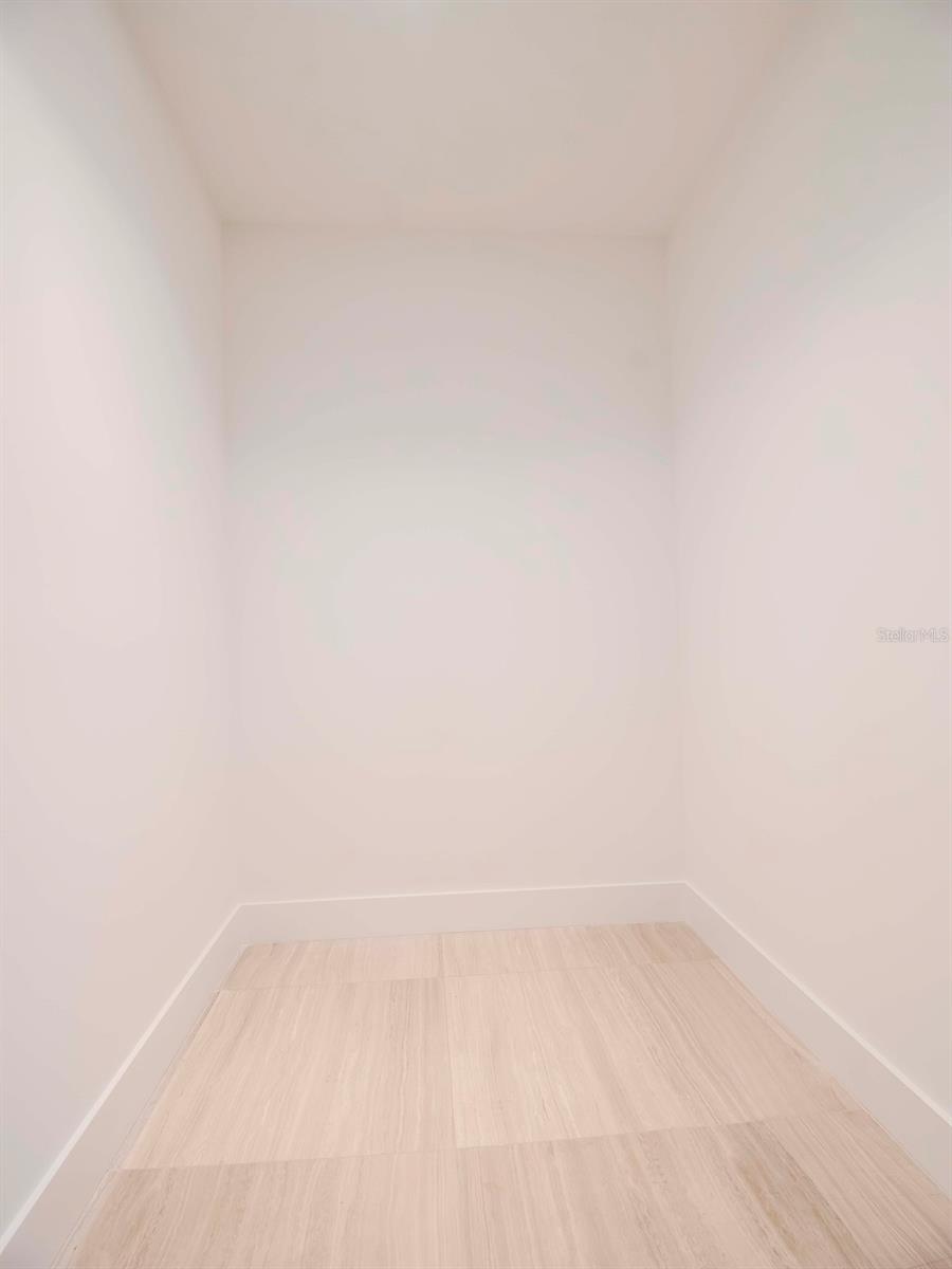 3105 BAY OAKS CONDOMINIUM UNIT 1002 - Residential