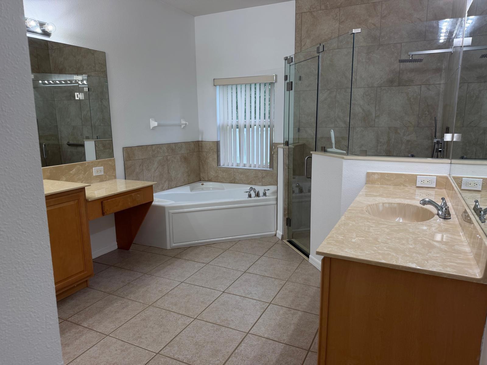 LIVE OAK PRESERVE PH 1B VILLAGE - Residential Lease