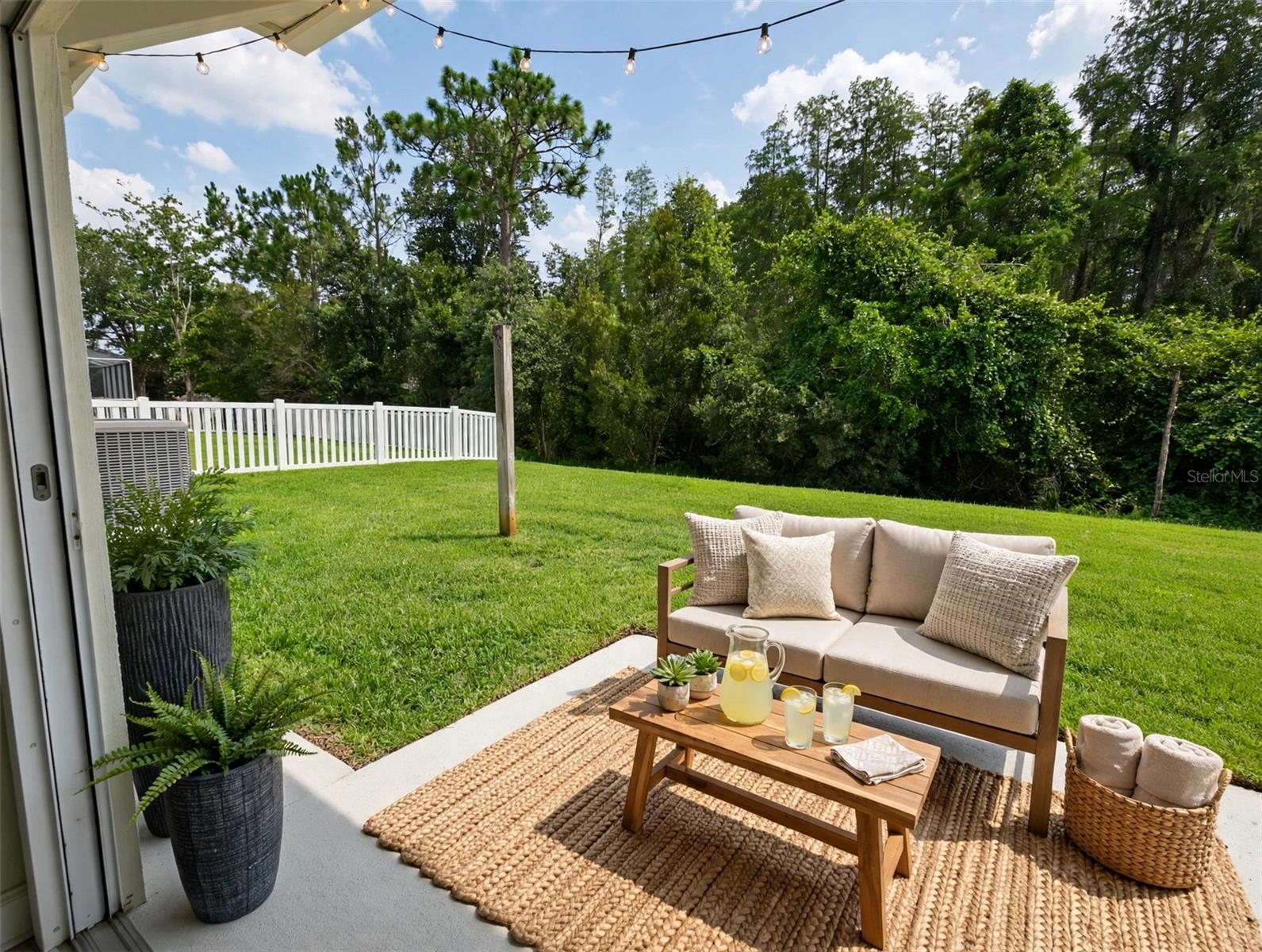 LIVE OAK PRESERVE PH 1B VILLAGE - Residential Lease