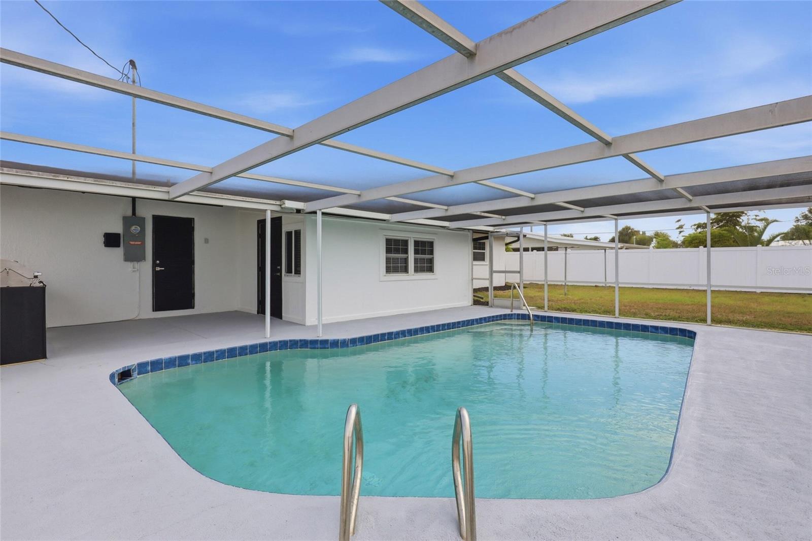 VENICE GARDENS - Residential