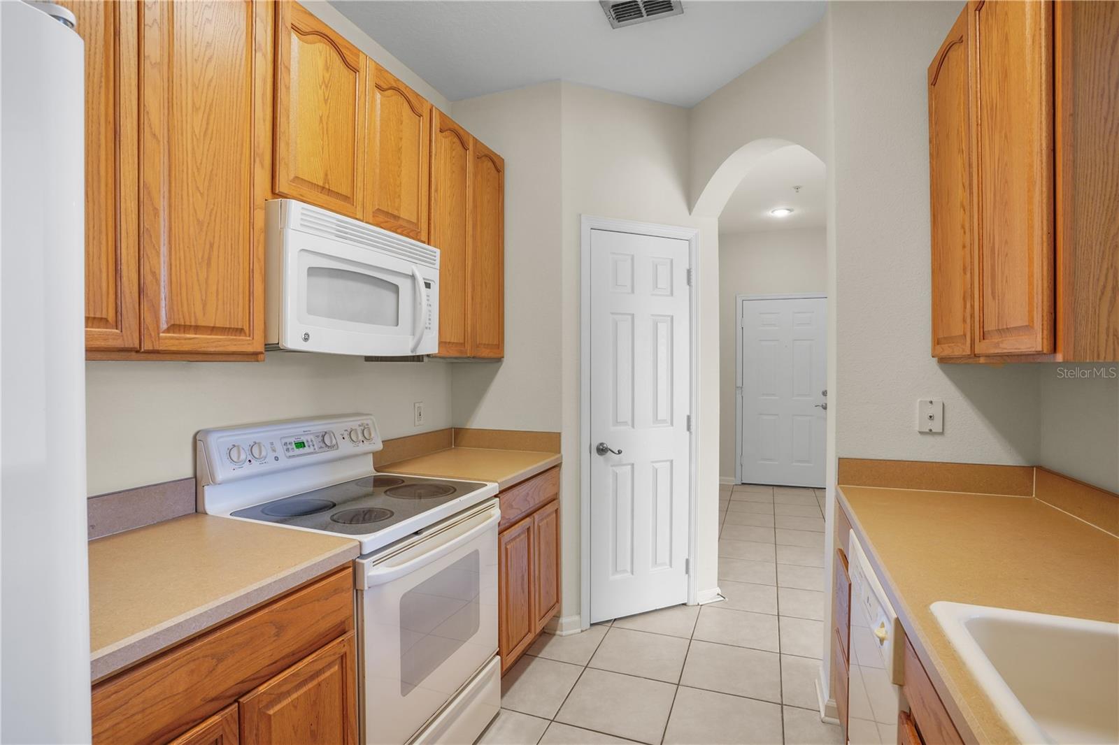 BRANTLEY TERRACE CONDO PH 1 THRU 7 - Residential
