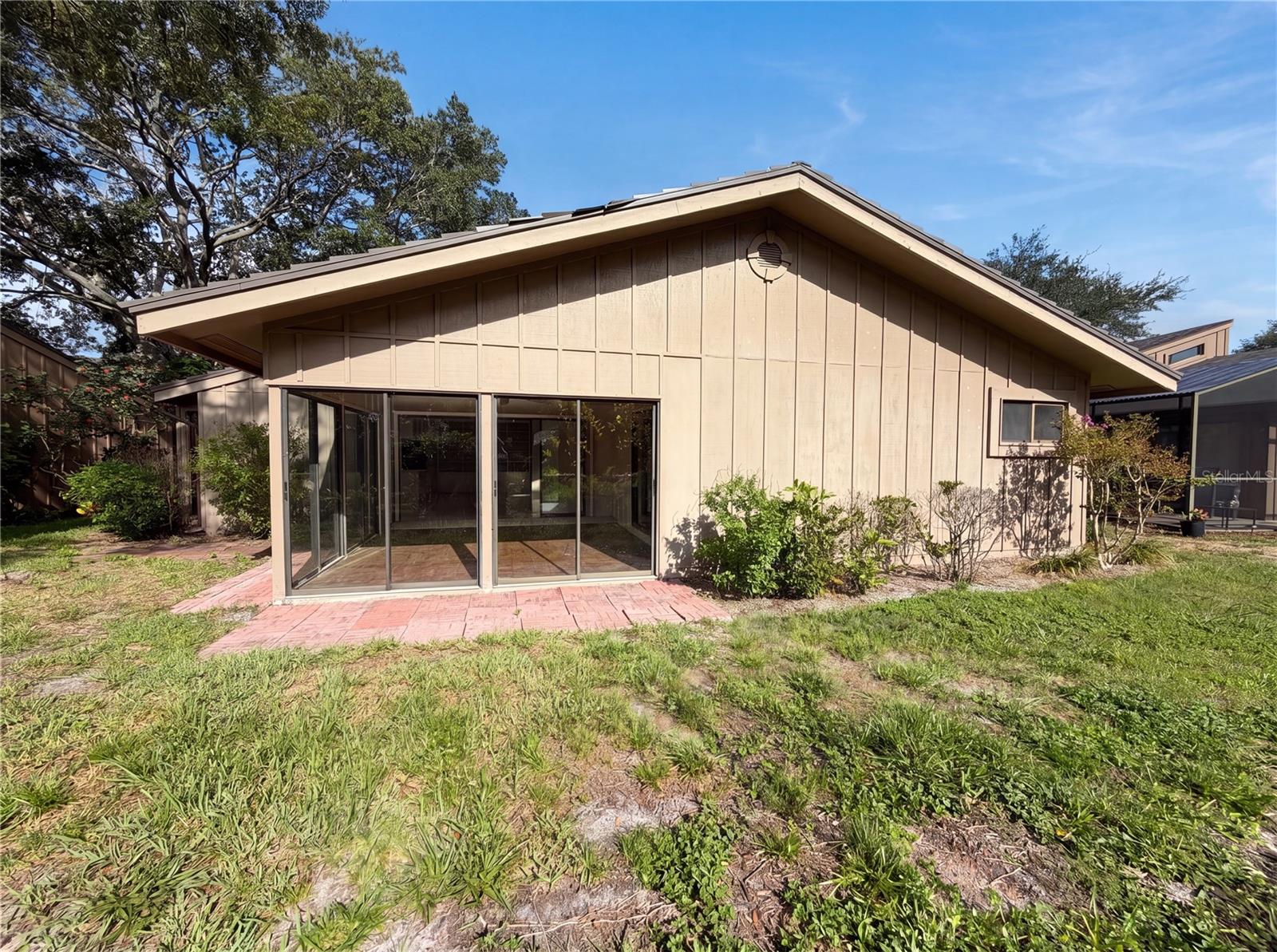 THE OAKS PH 4 - Residential