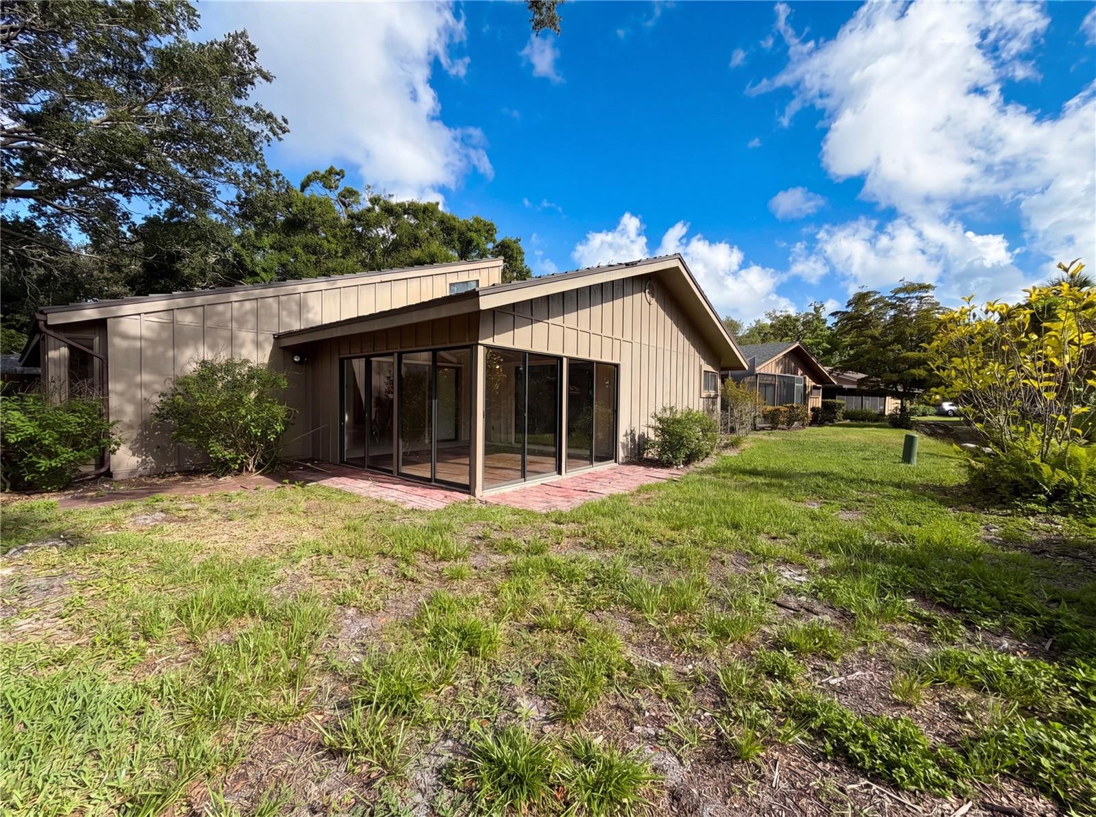 THE OAKS PH 4 - Residential