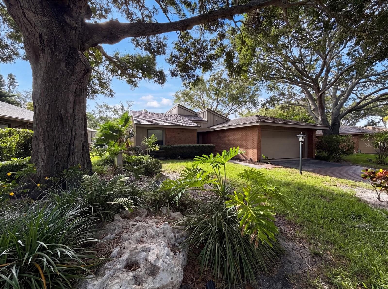 THE OAKS PH 4 - Residential