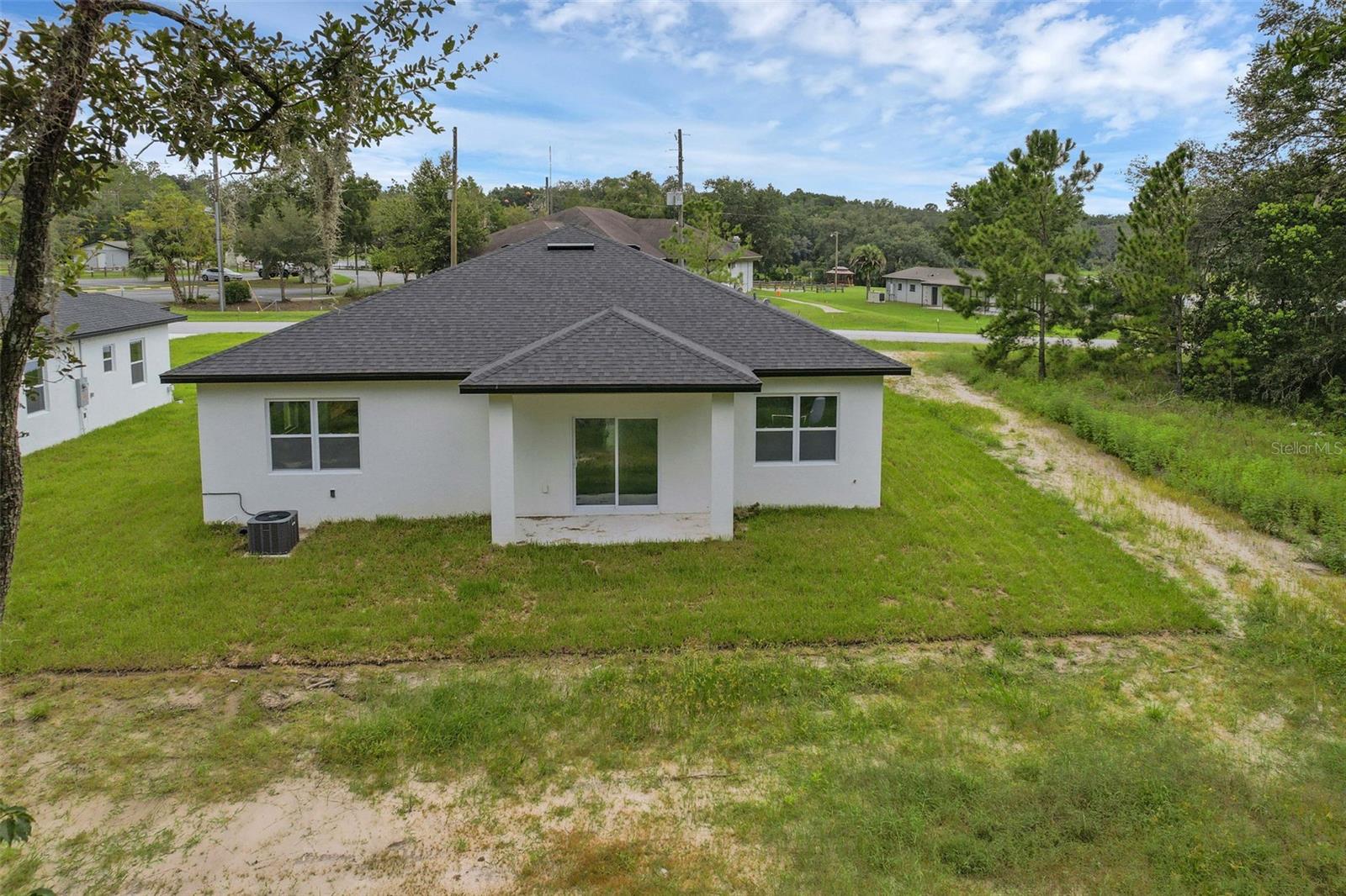 RAINBOW LAKES ESTATE - Residential