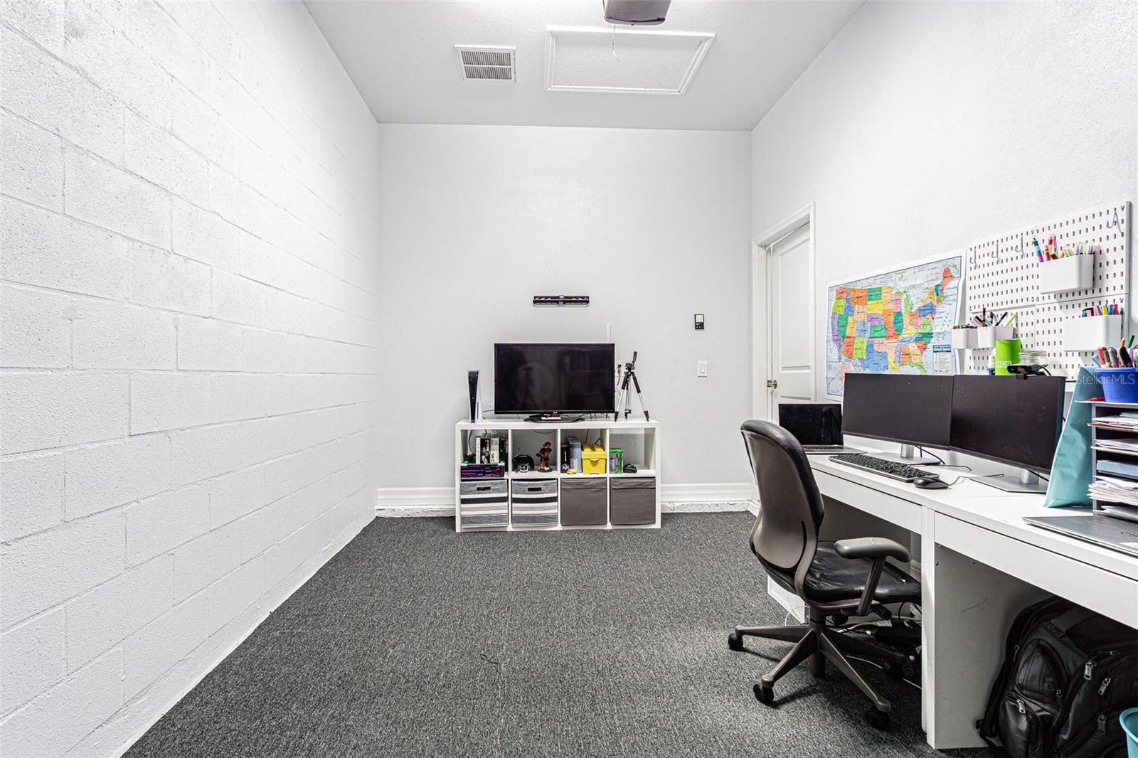 RETREAT AT CARROLLWOOD - Residential