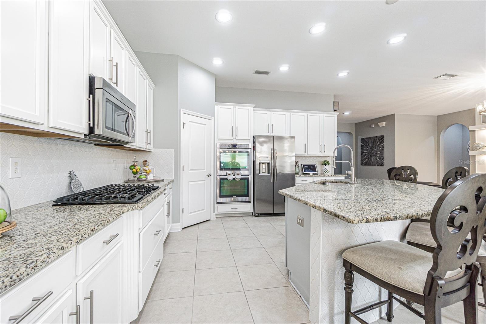 RETREAT AT CARROLLWOOD - Residential